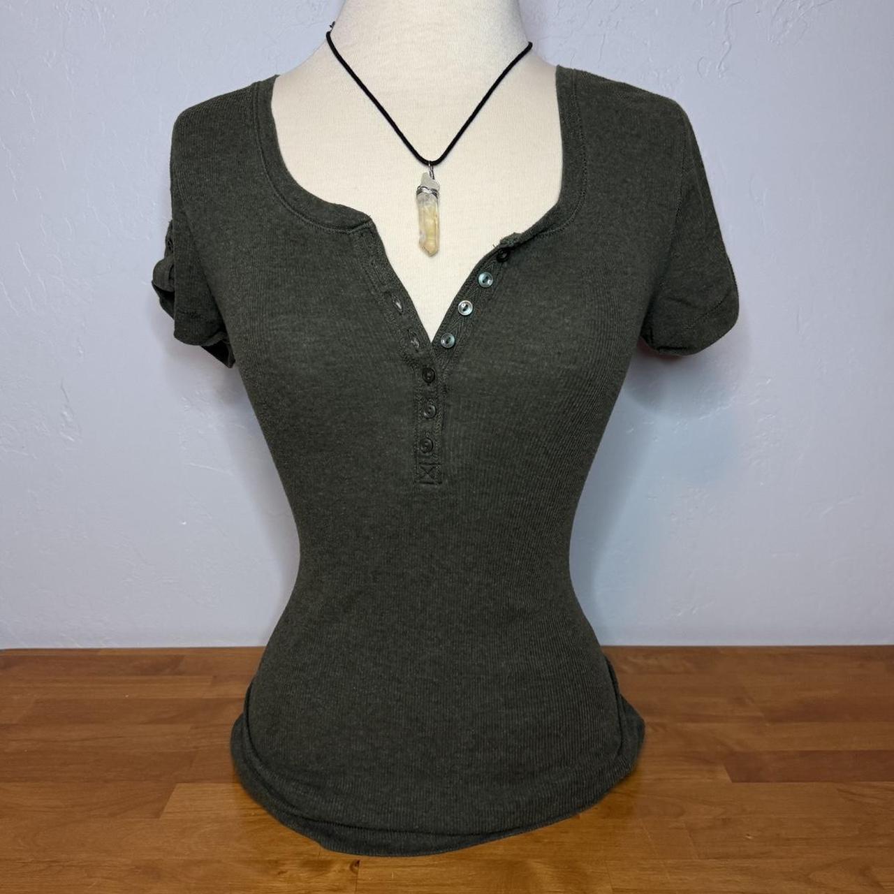 item listed by emilyyvonnexo