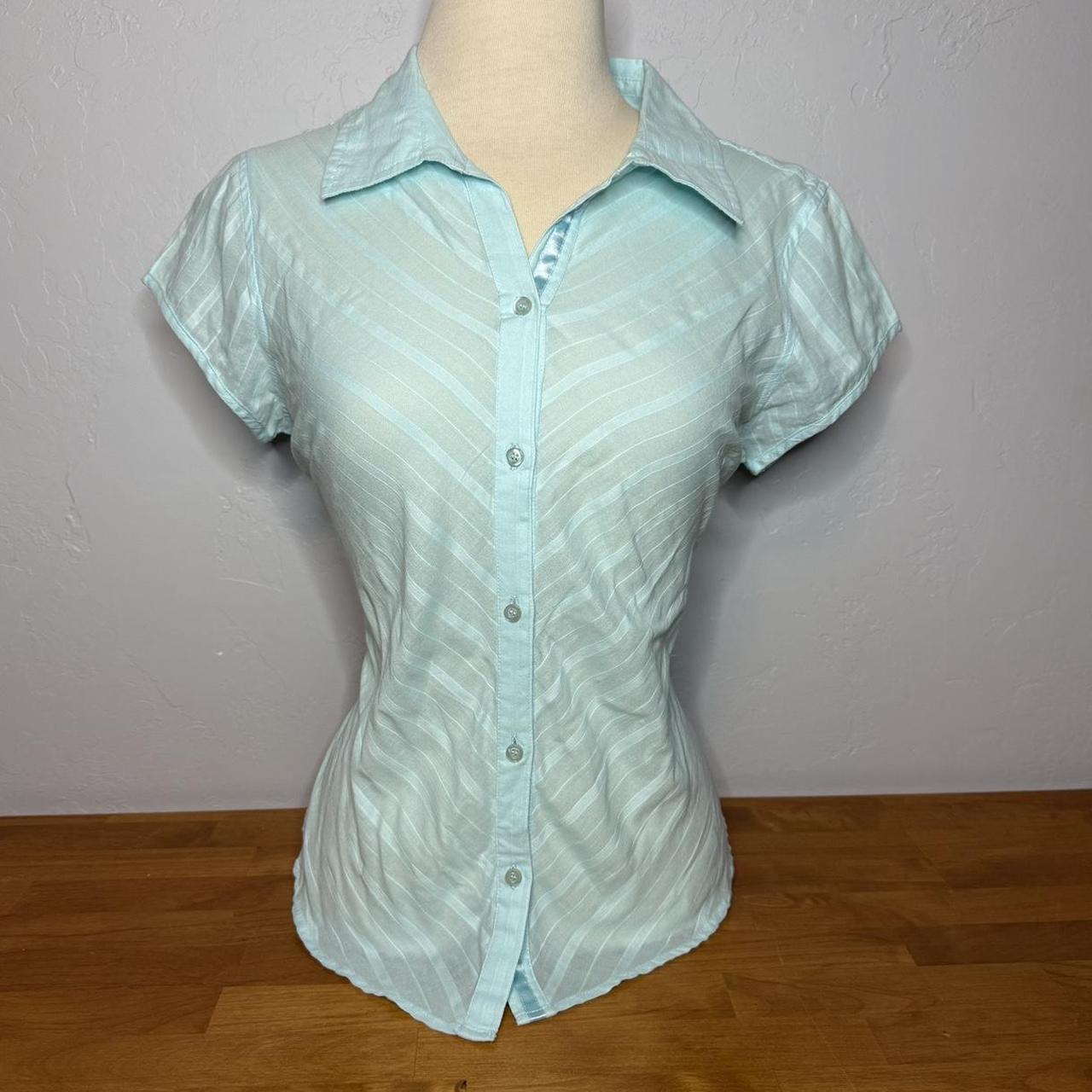 item listed by emilyyvonnexo