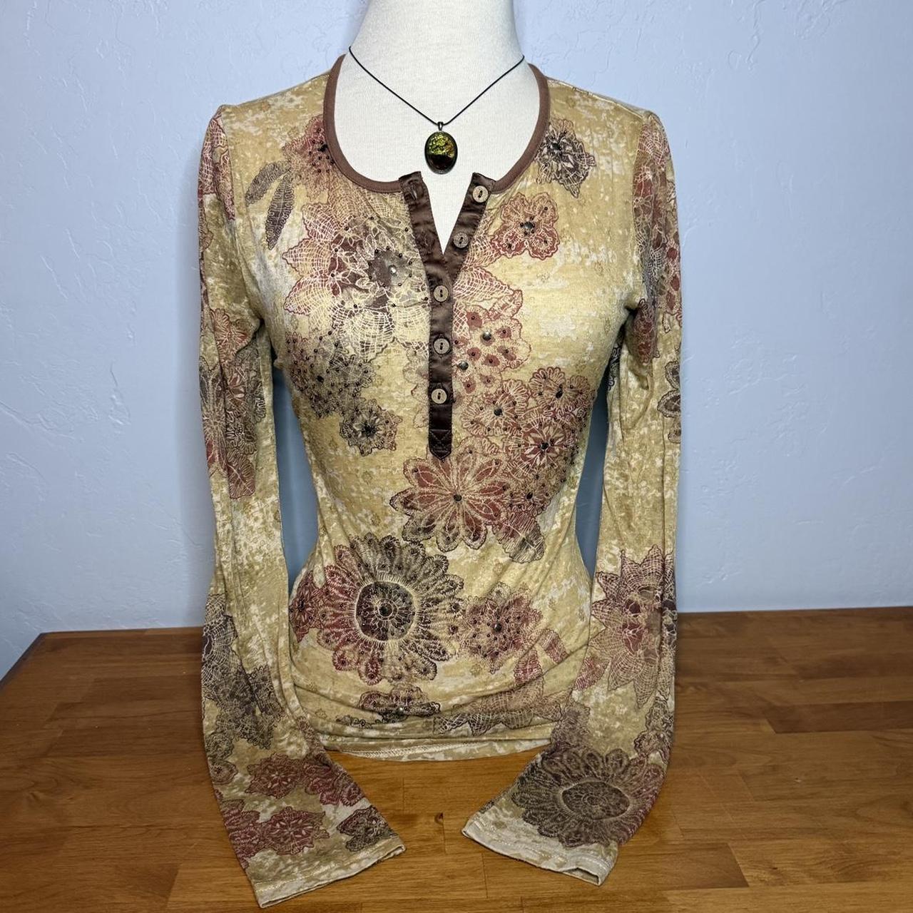 item listed by emilyyvonnexo