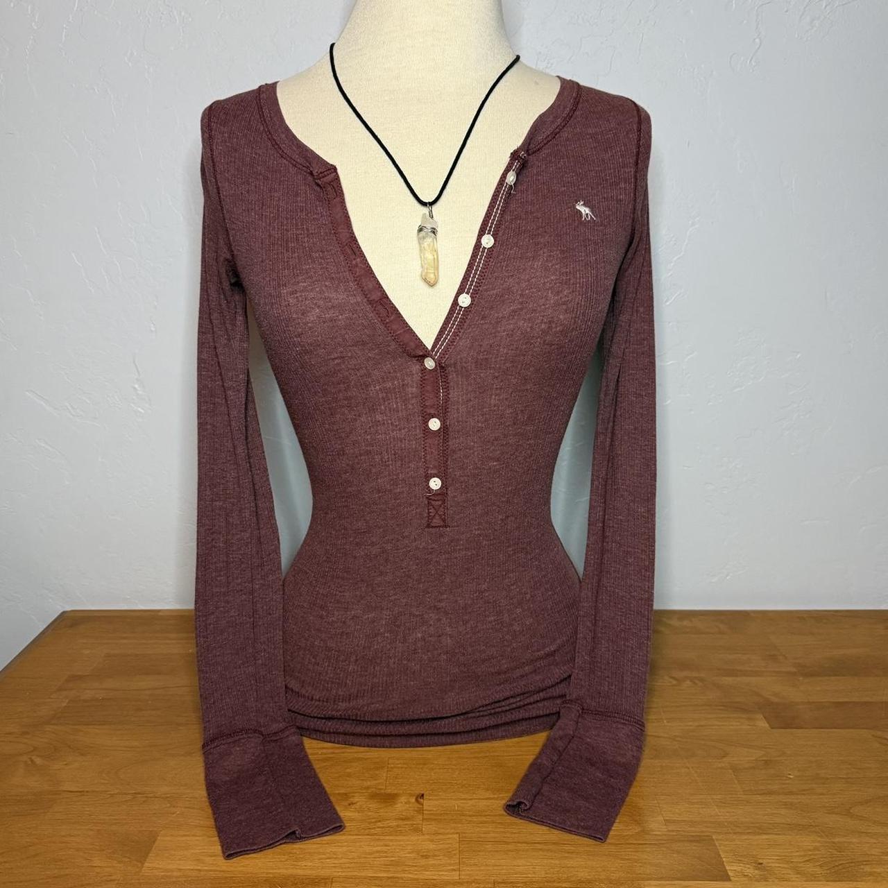 item listed by emilyyvonnexo