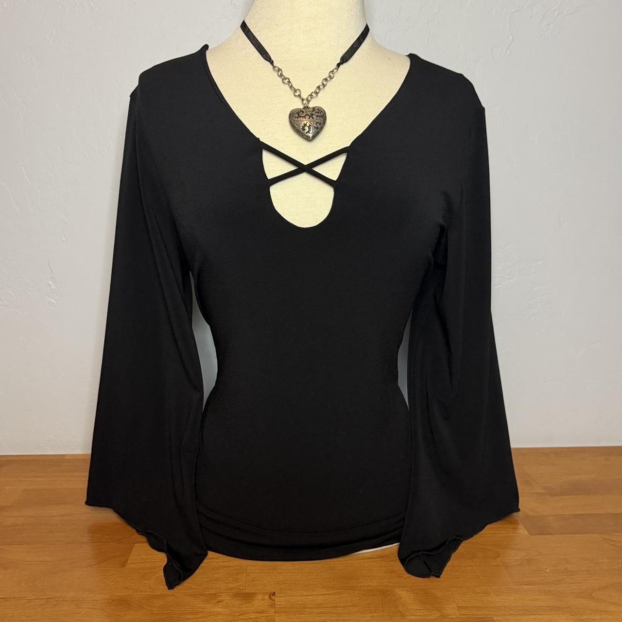 item listed by emilyyvonnexo