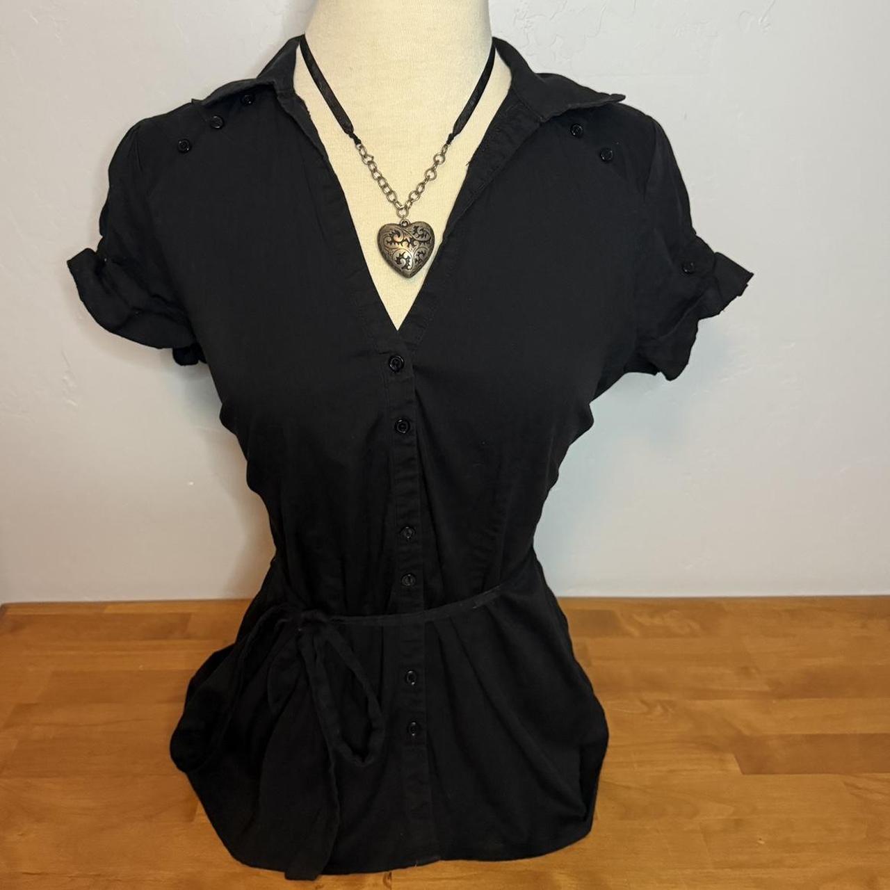 item listed by emilyyvonnexo
