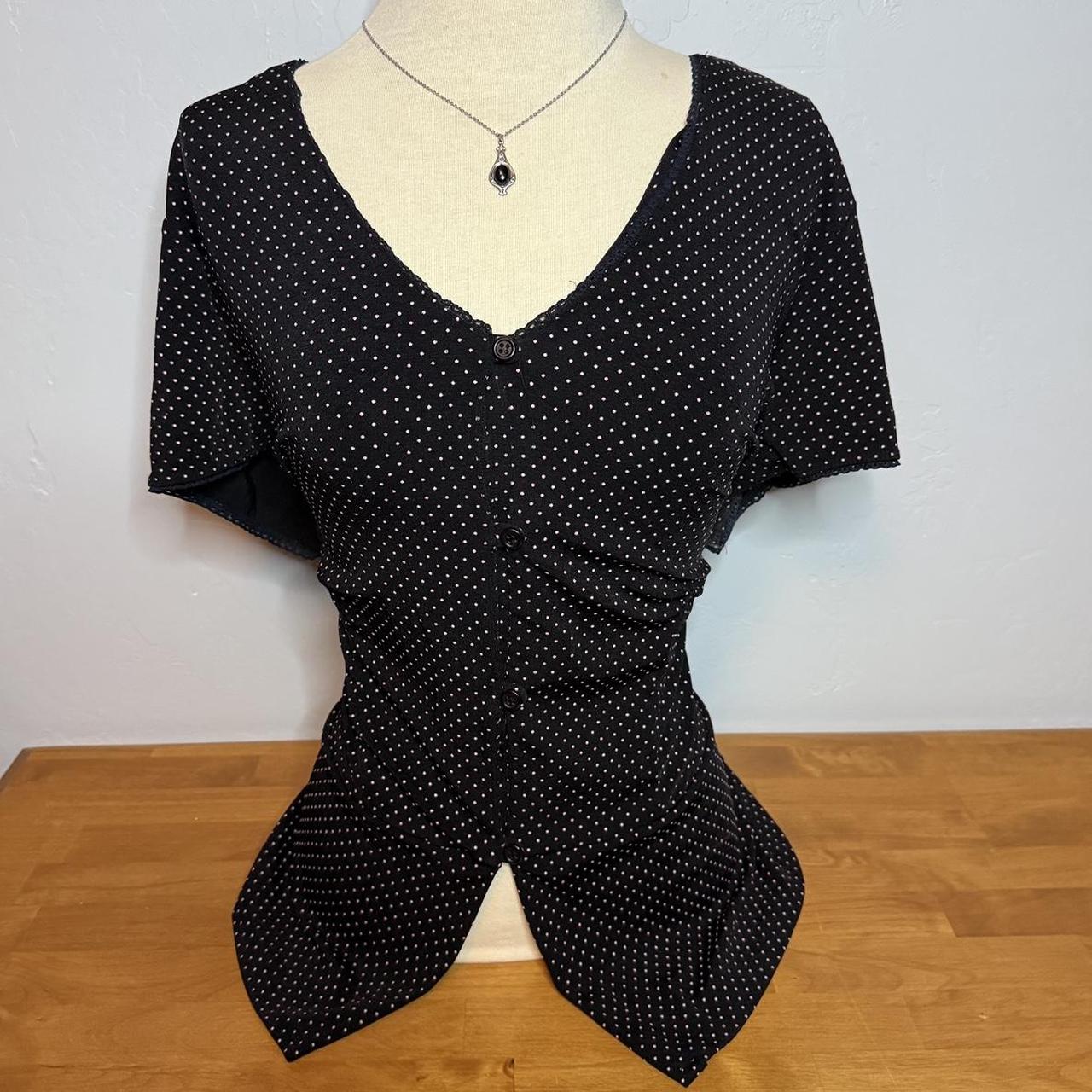 item listed by emilyyvonnexo