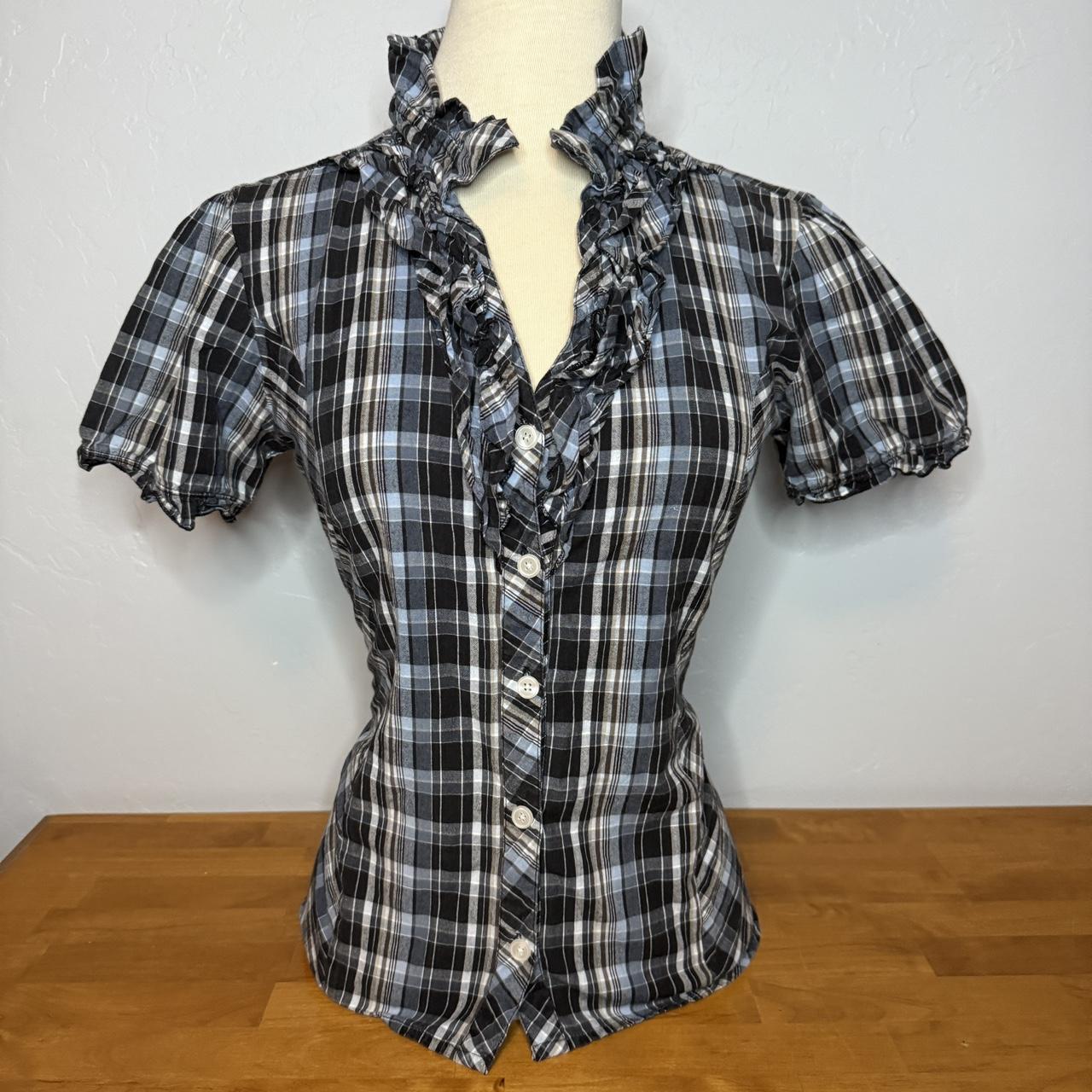 item listed by emilyyvonnexo