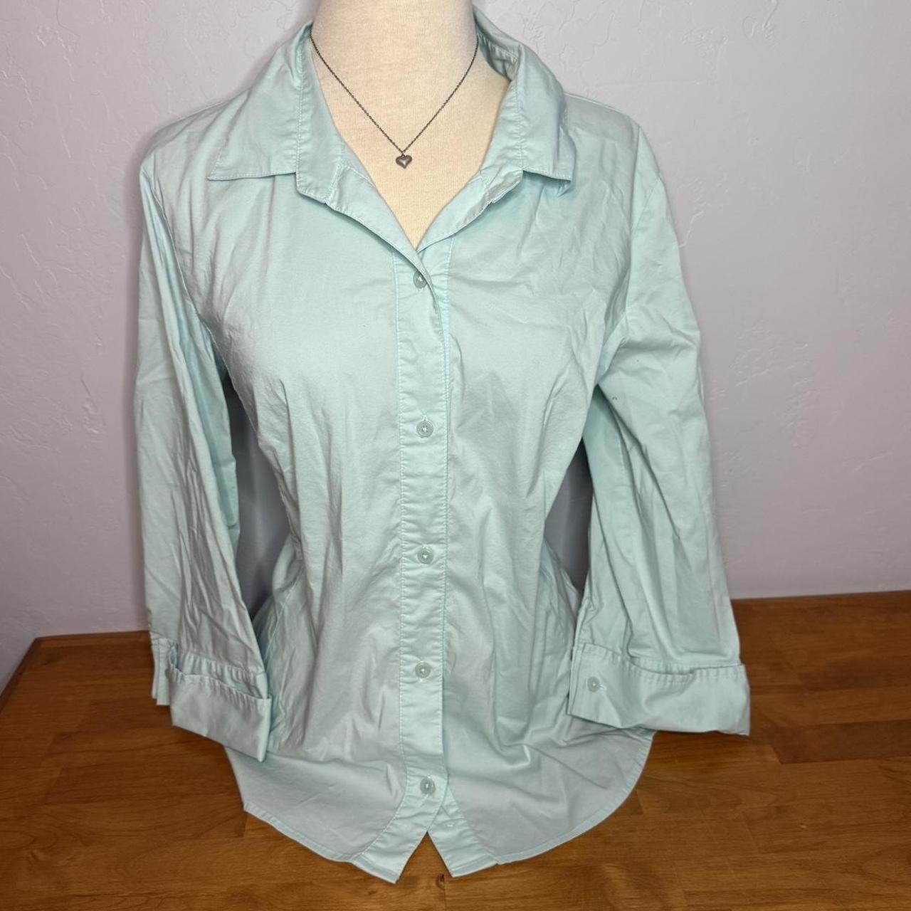item listed by emilyyvonnexo