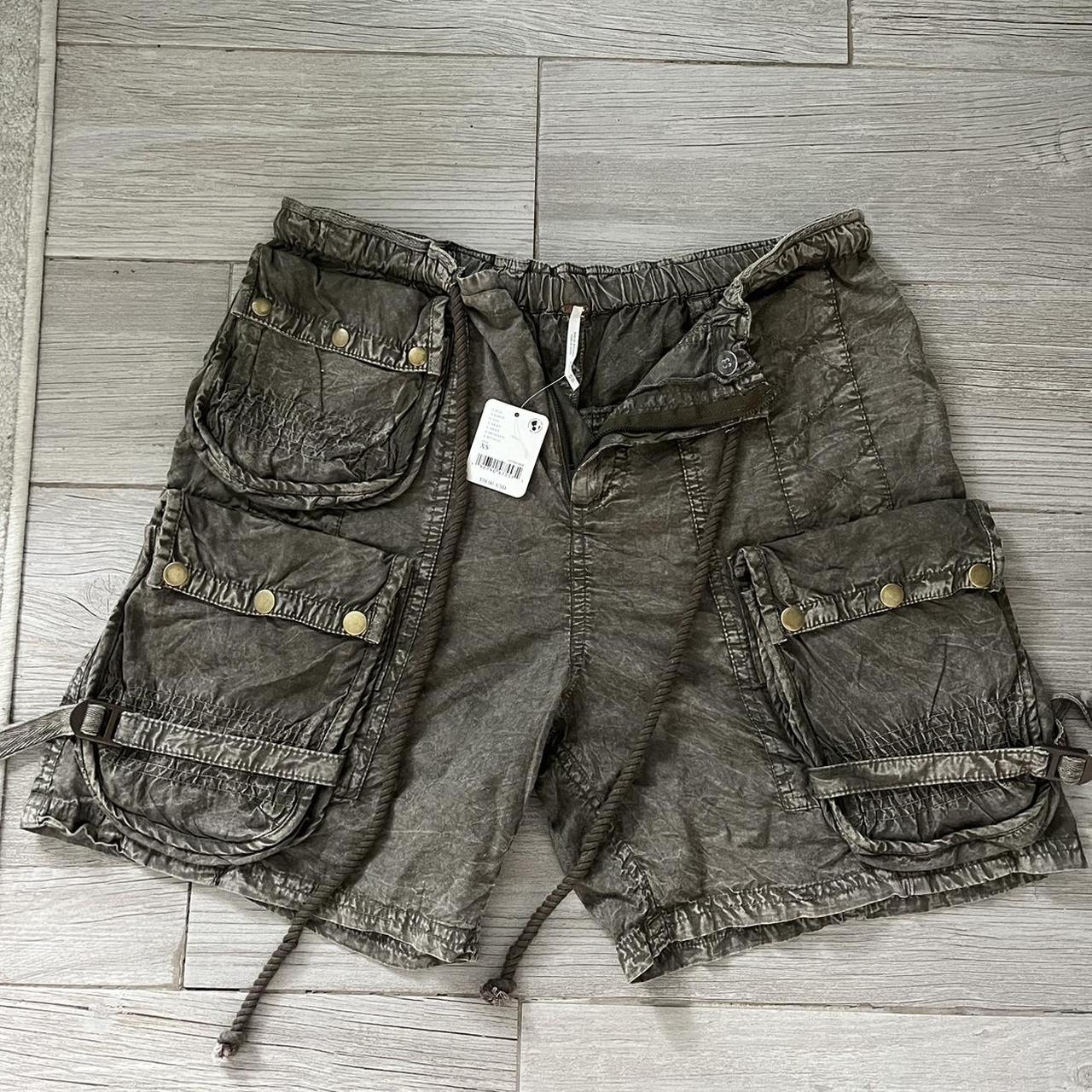 Free people cargo shorts never worn XS #freepeople Depop Free people cargo shorts never worn XS #freepeople Depop