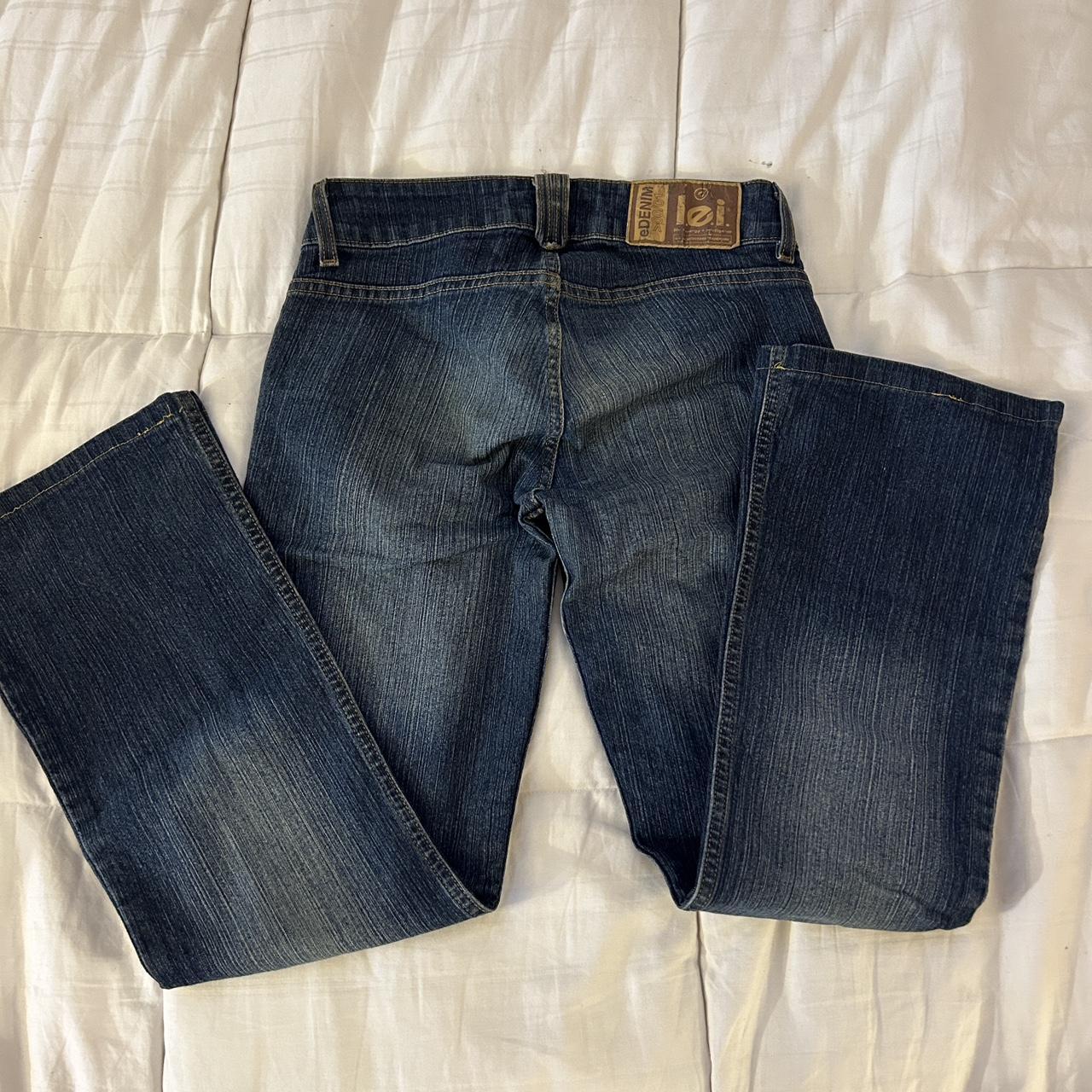 amazing y2k l.e.i jeans size 25/26 waist better for... - Depop