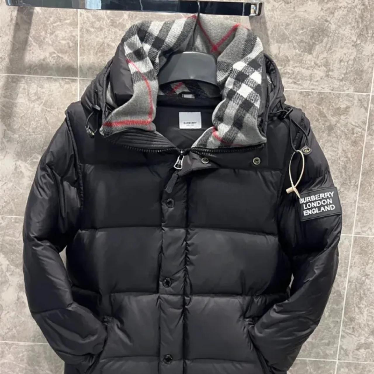 Burberry★素敵！Seafield Black Puffer Jacket Nova Hoodie Burberry Detachable Sleeve Hooded Puffer Down Jacket Size L