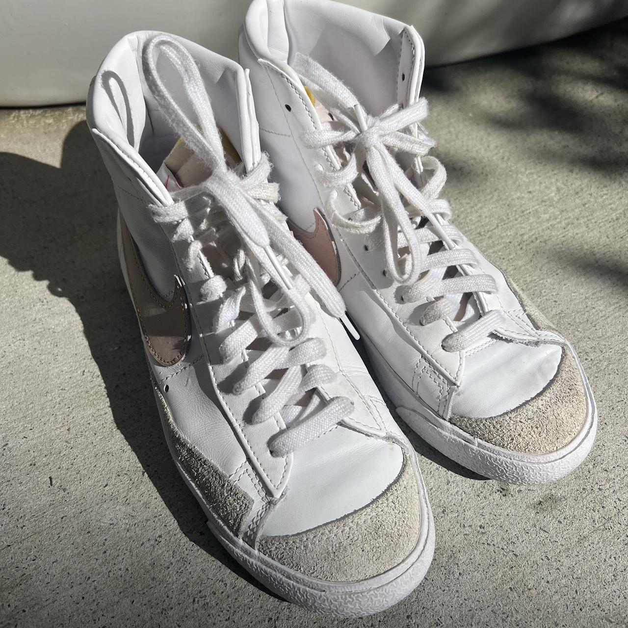 pink nike blazers mid 77