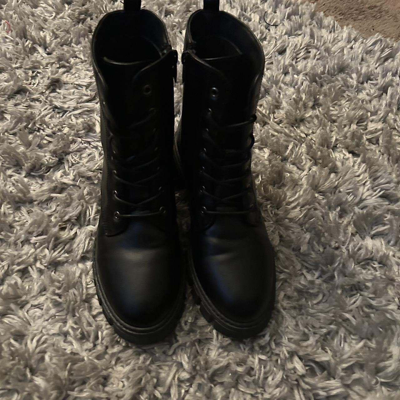 size 10 combat boots