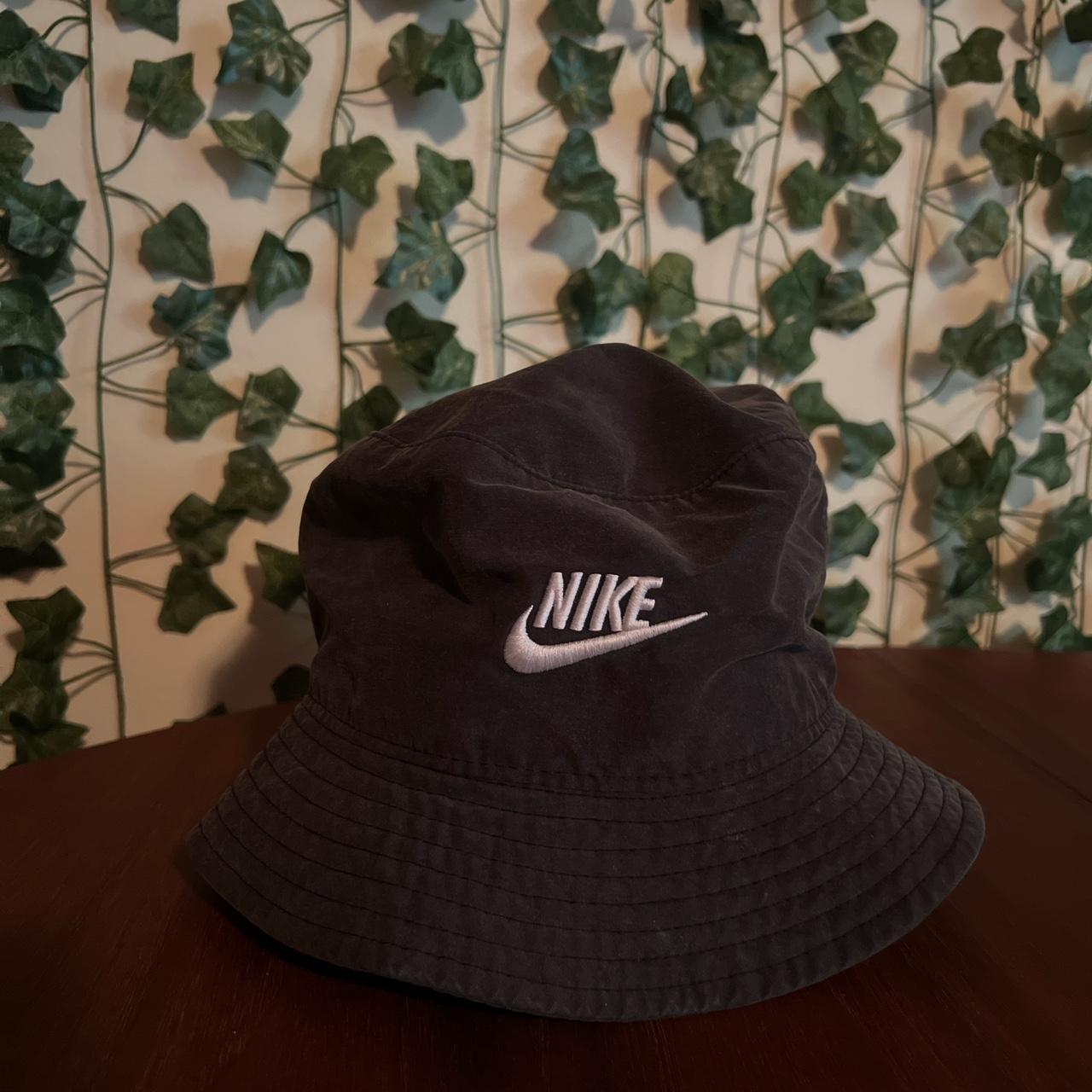 nike sun hat women's