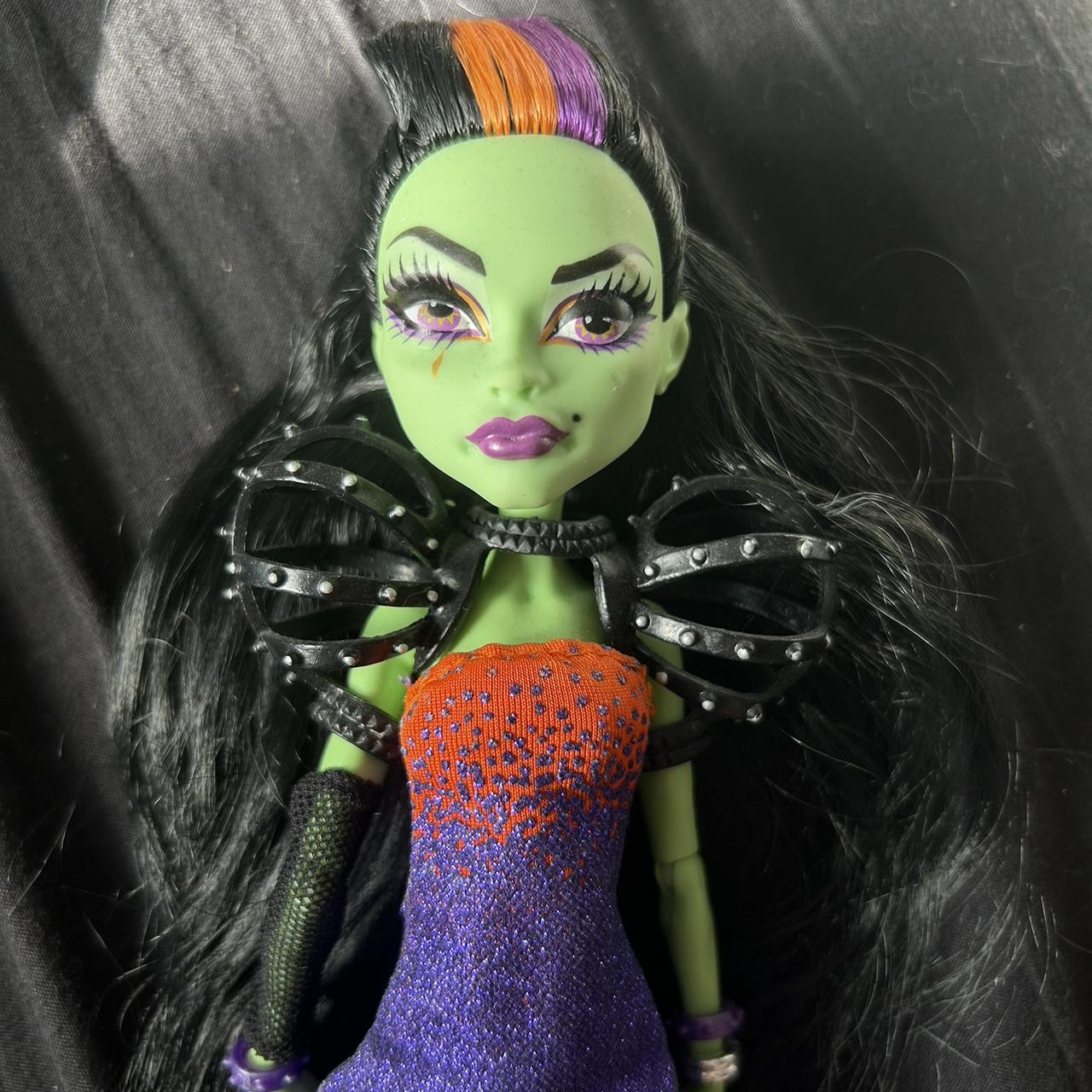 Monster high Casta Fierce. Comes with diary. Missing... - Depop