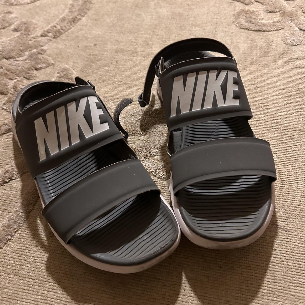 Nike tanjun sandal Woman s 10 Depop