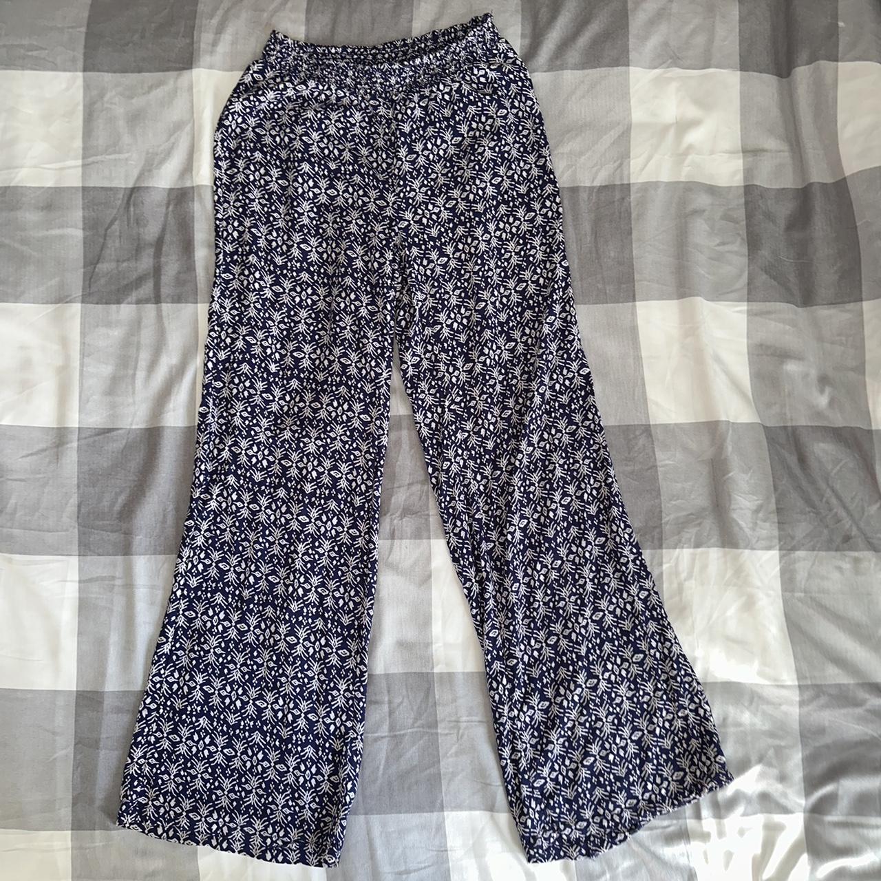 Decree Women's Blue and White Trousers | Depop
