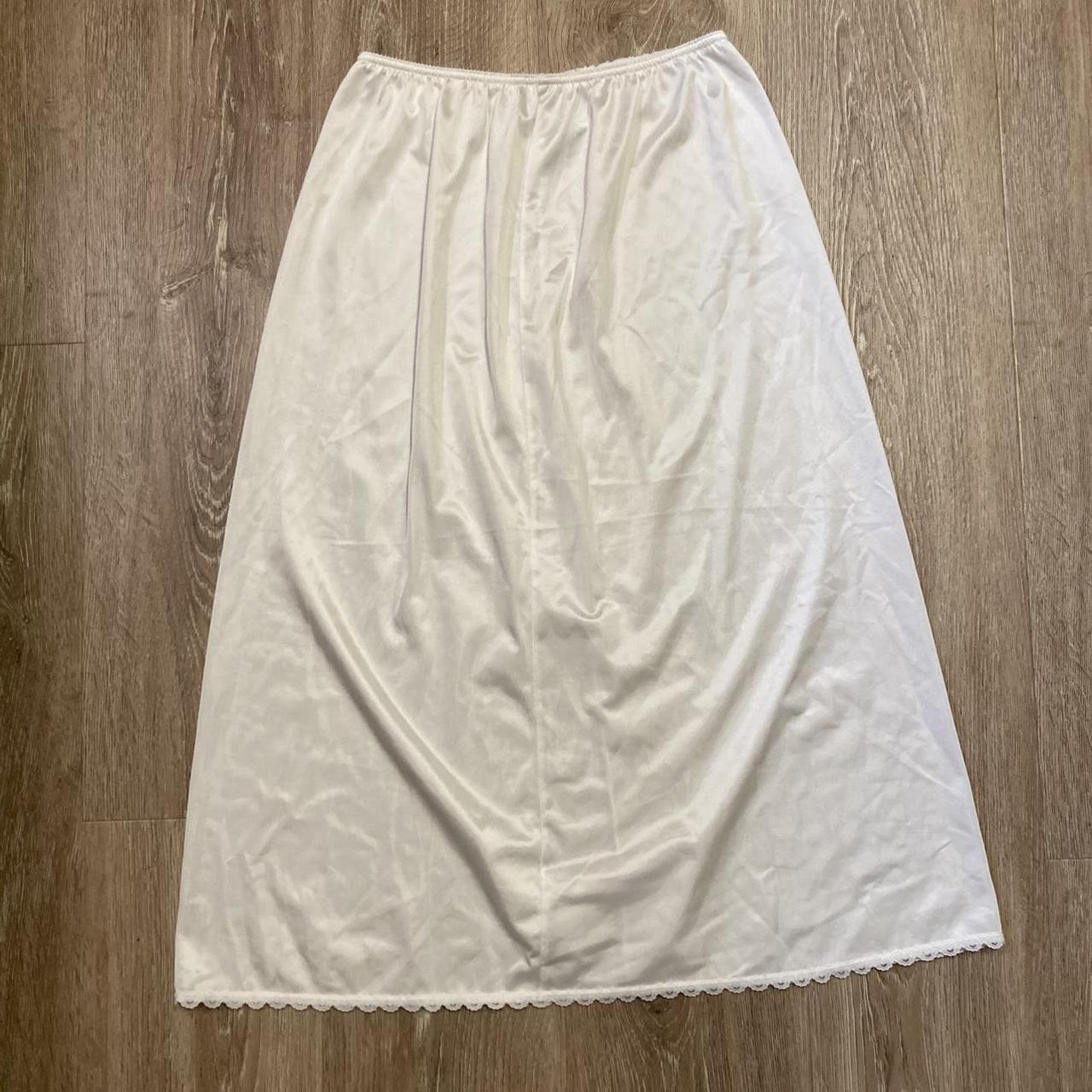 item listed by crookedcl0thing