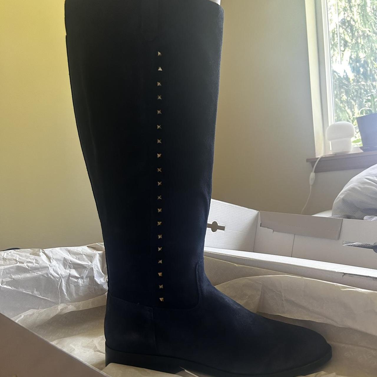 marc fisher grey suede boots