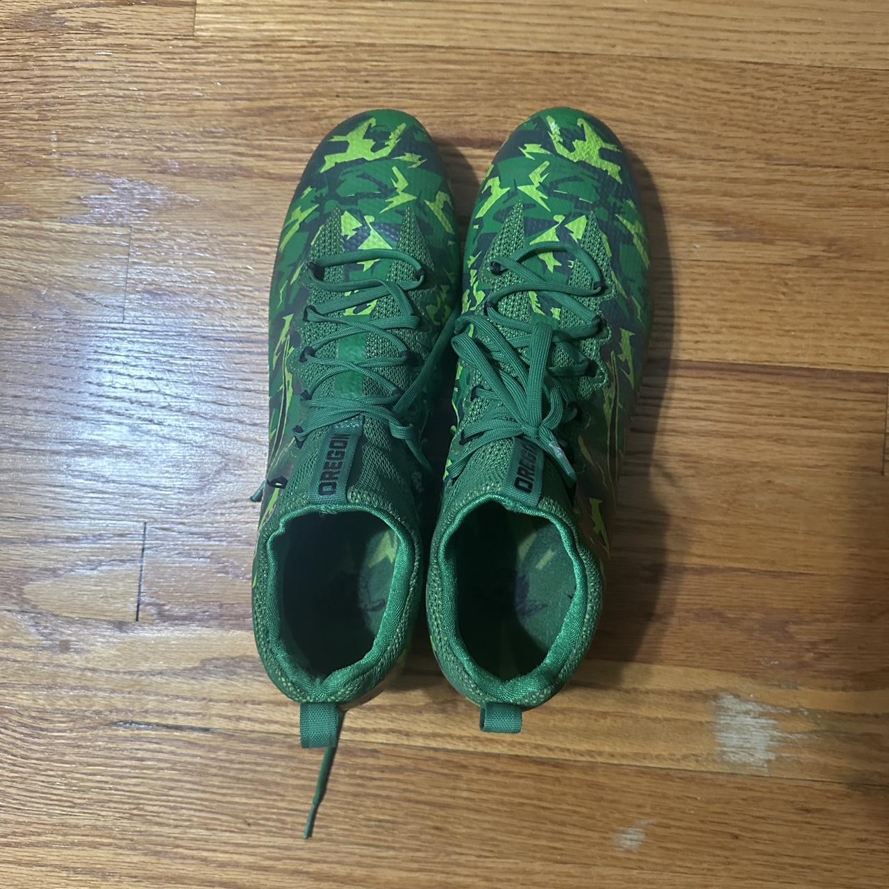 vapor max cleats