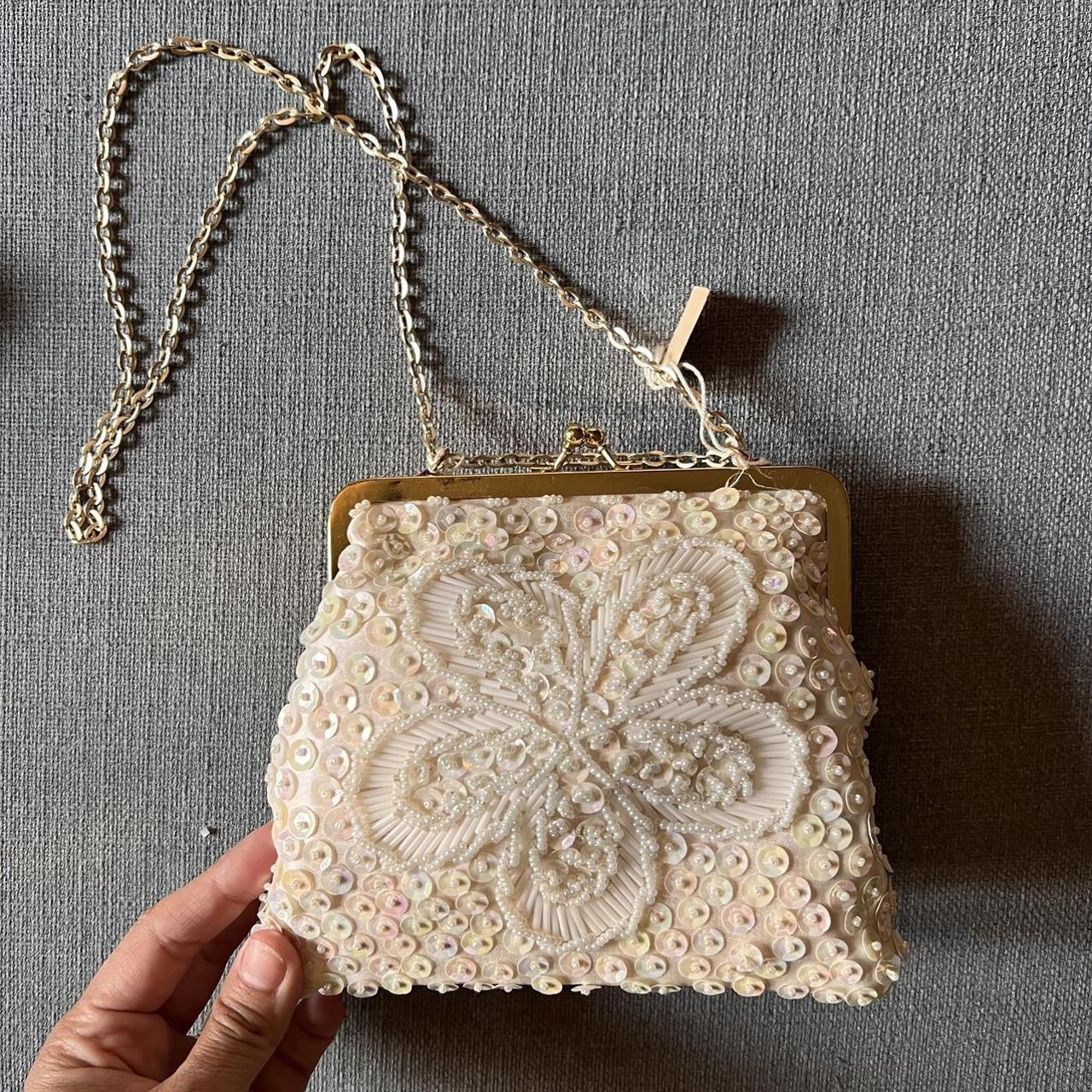 Vintage Beaded White & Gold Le Regale Handbag Shoulder bag Made in Hong Kong