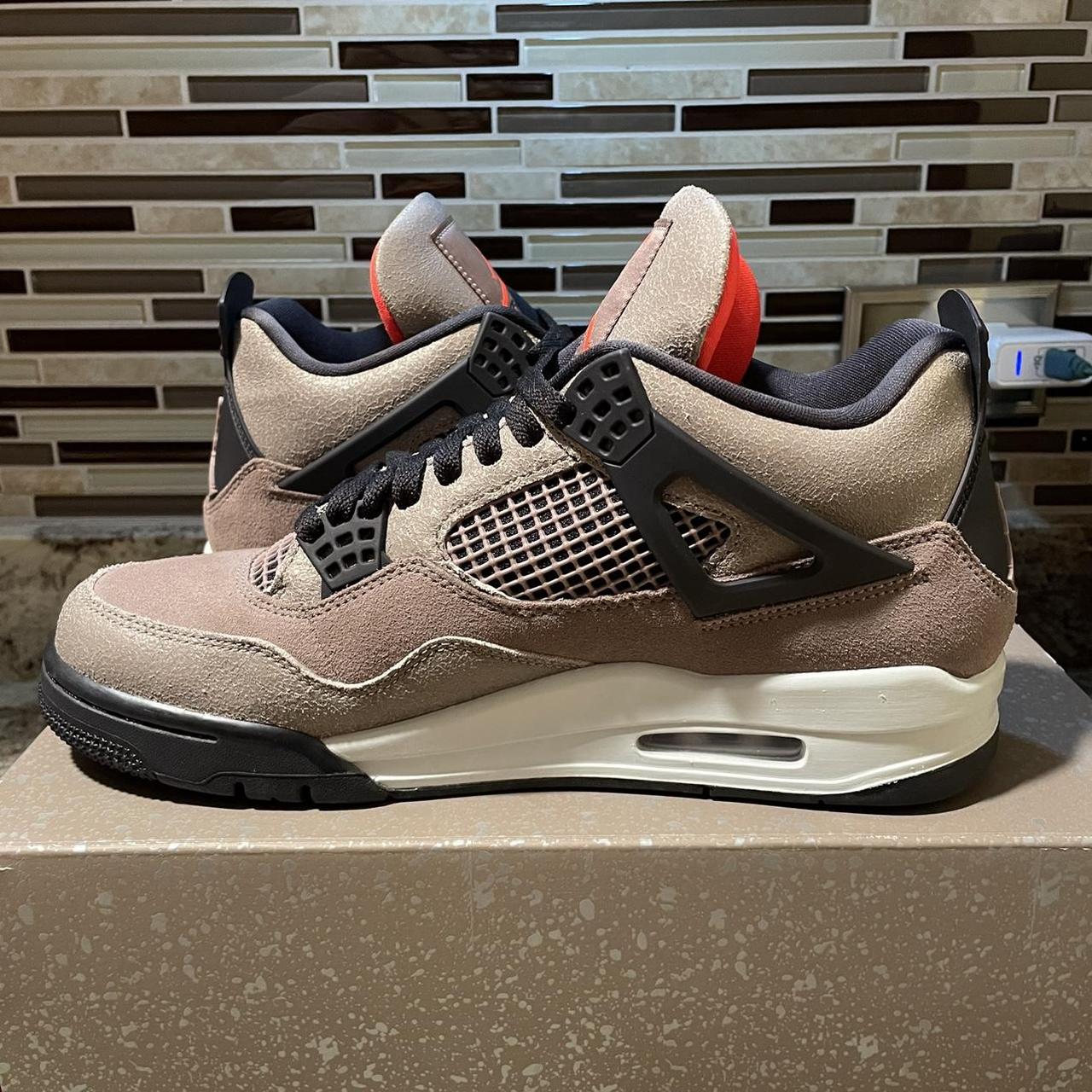 footlocker jordan 4 taupe haze