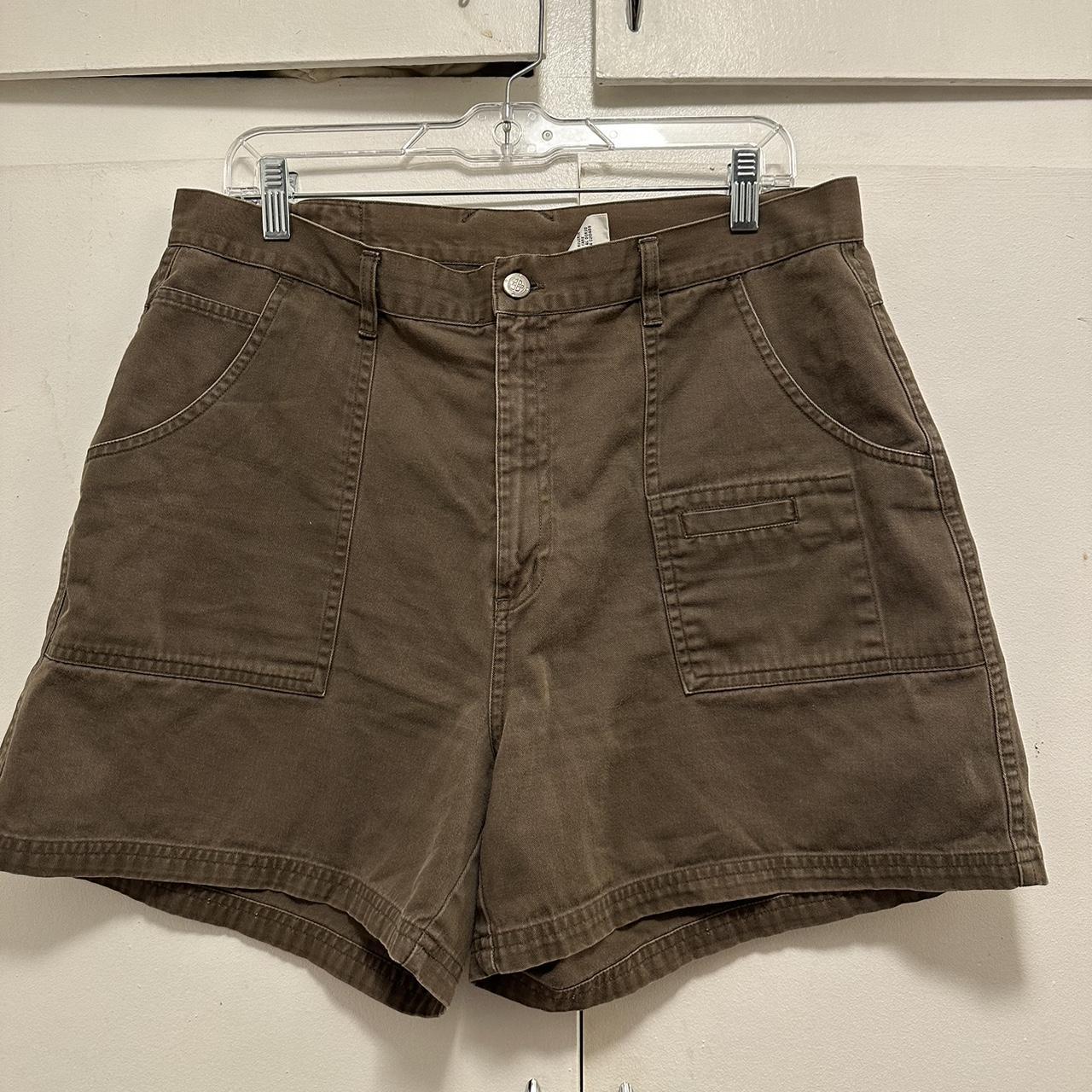 Cute Vintage cargo shorts. size 14 but fits like a... - Depop