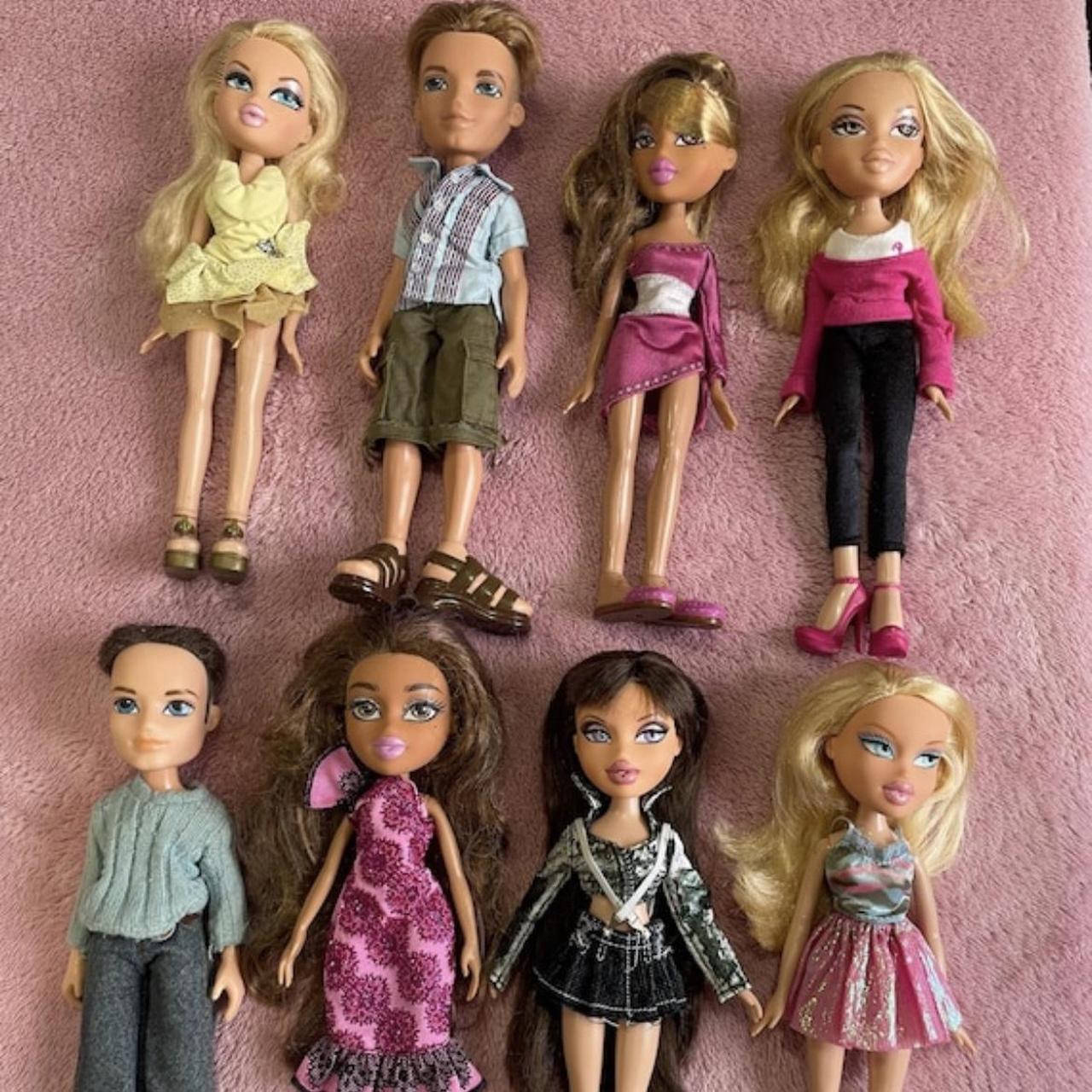 Bratz 2 Dolls Final sell!! Bundle and save outlet on shipping