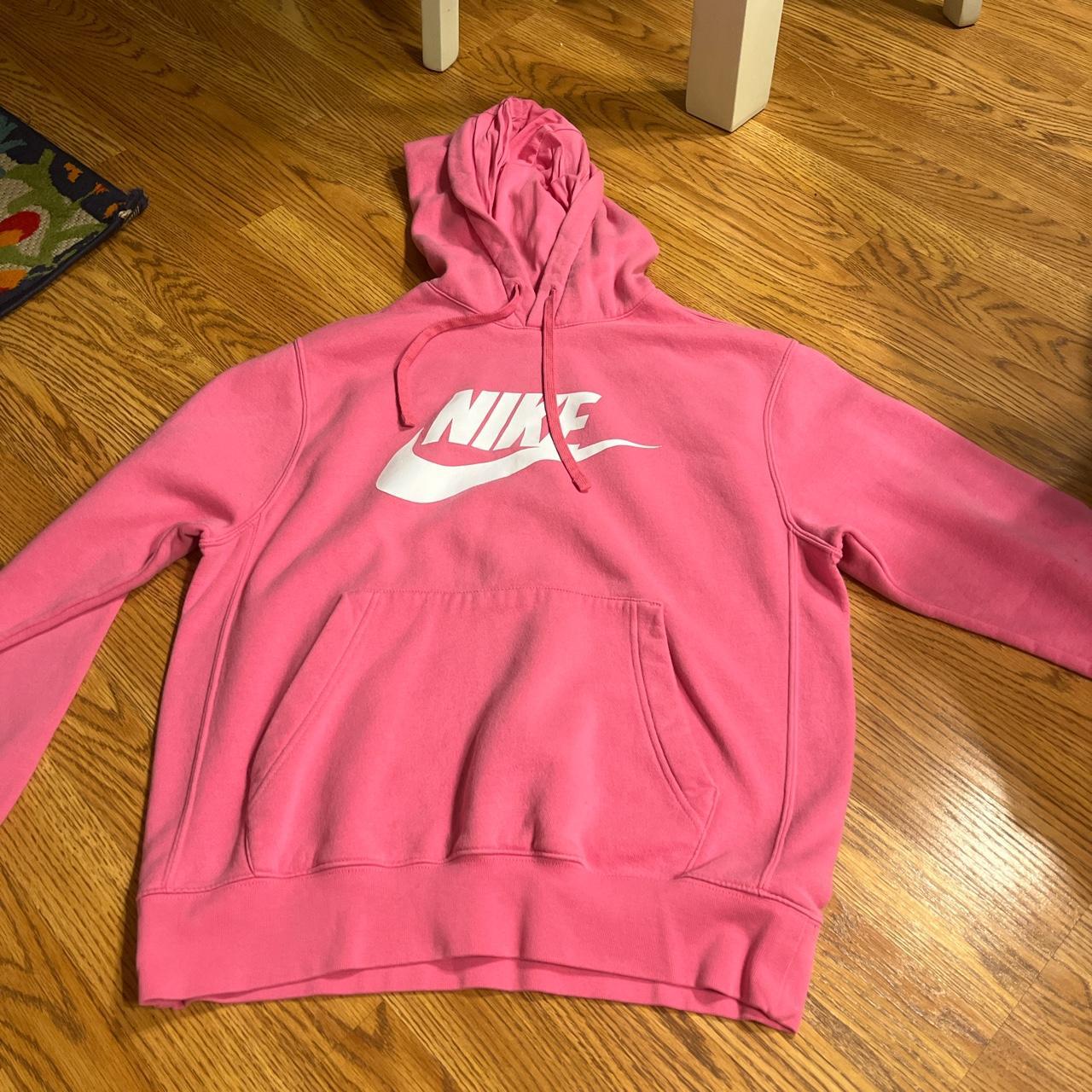 Nike Pink hoodie no flaws - Depop