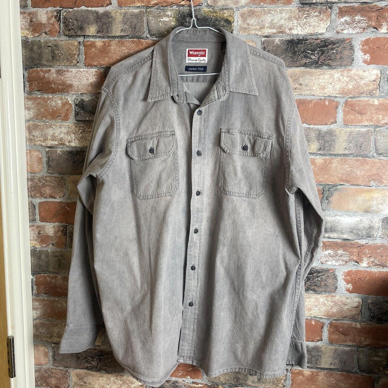 Wrangler Men's Grey Shirt | Depop