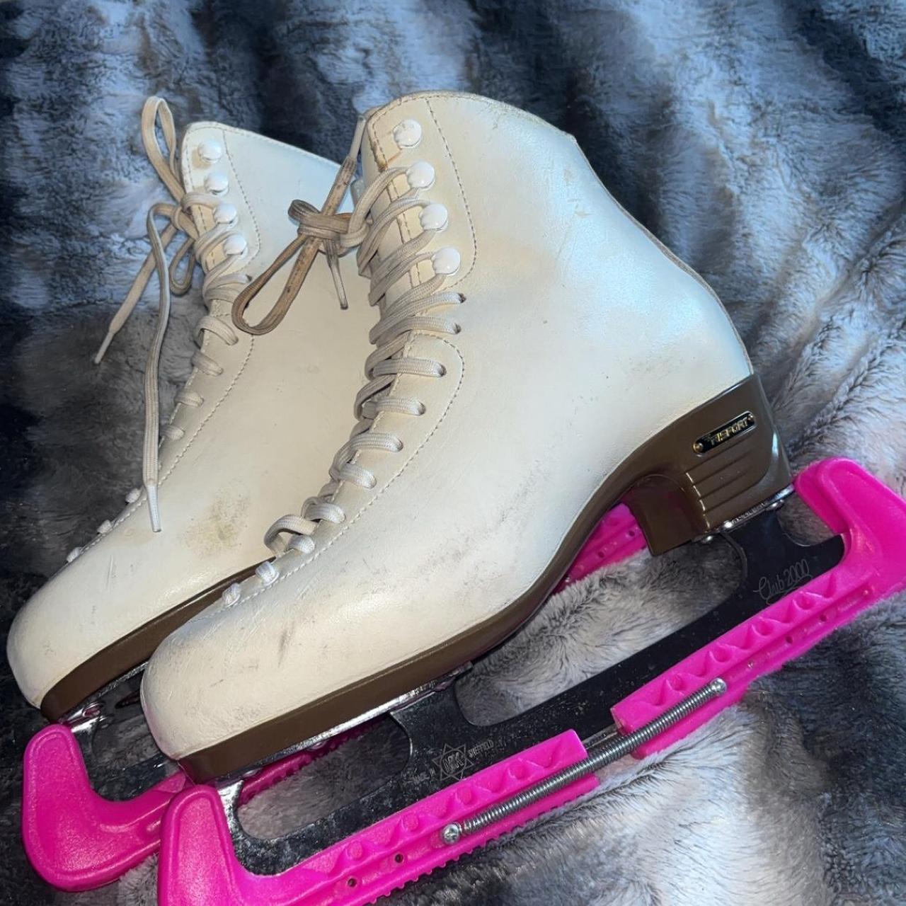 Risport ice skates. Size 260 size 5 or small 6 A