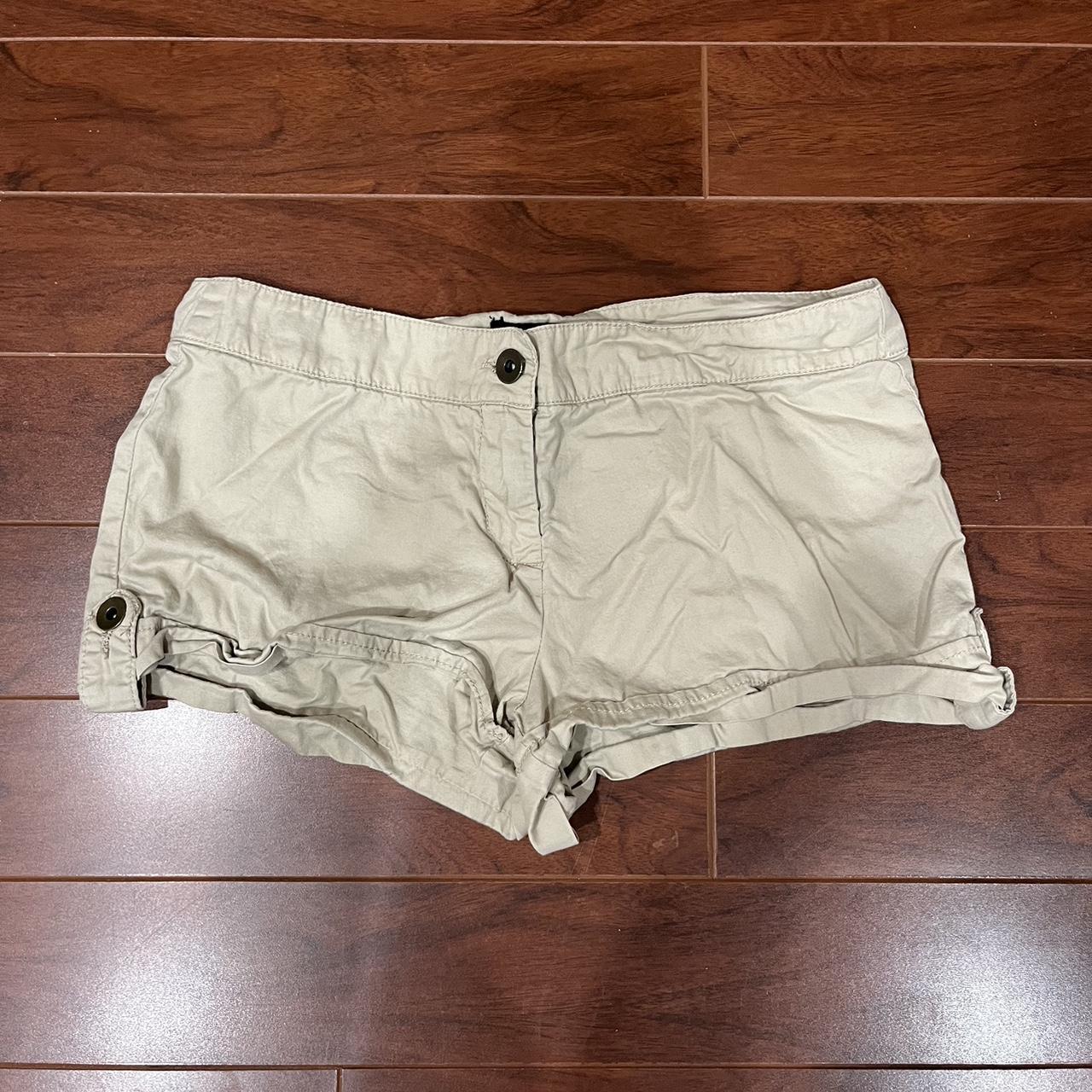 khaki shorts from planet gold!! size 5, but can be... - Depop