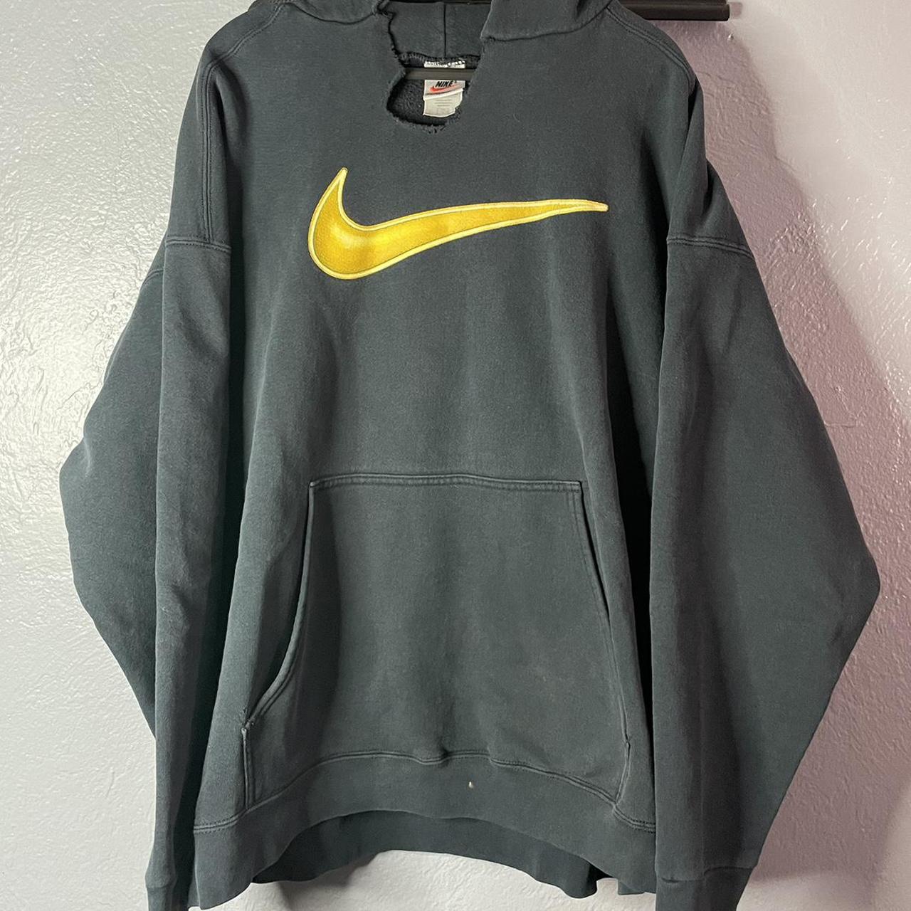 Yellow nike hoodie online vintage