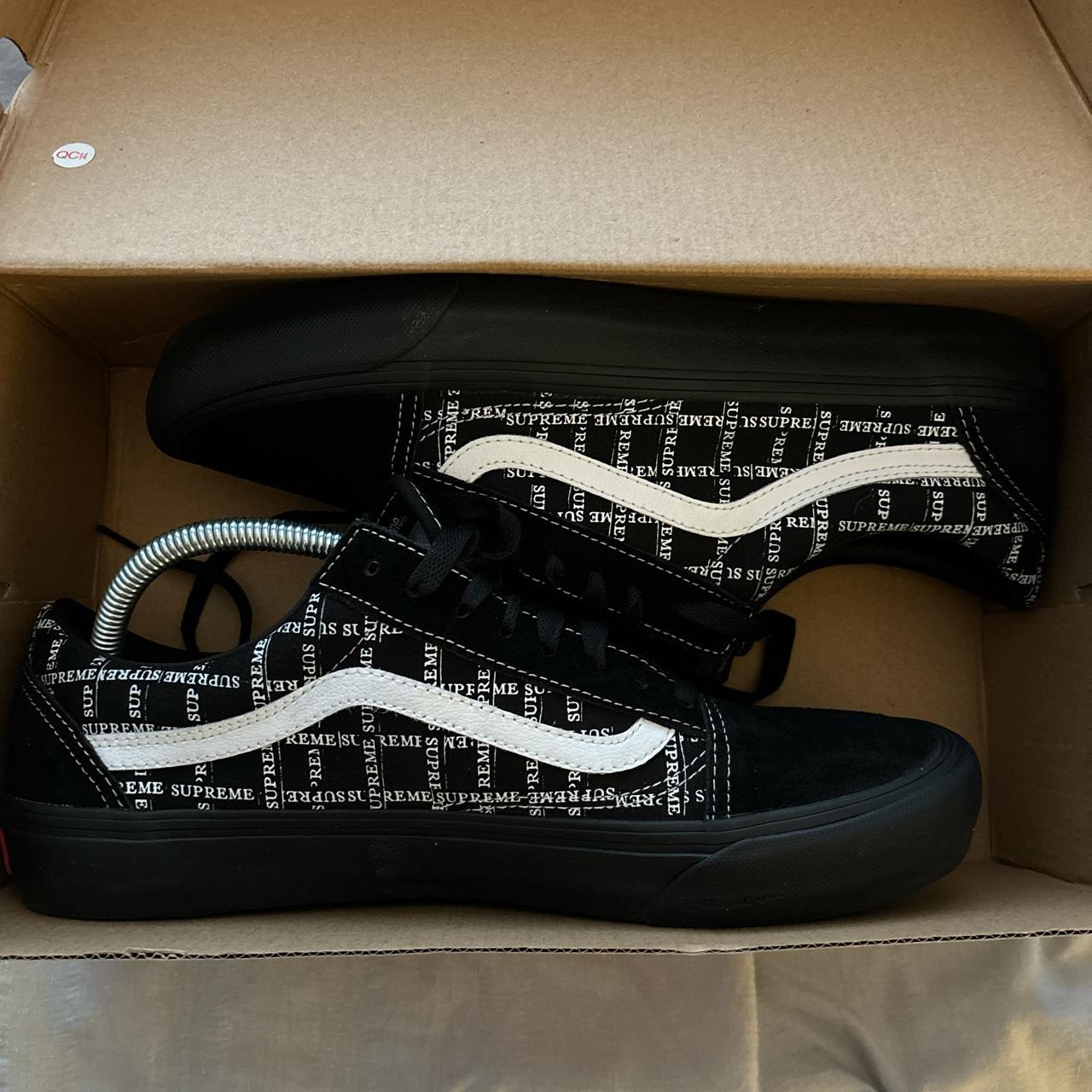 Supreme vans clearance black