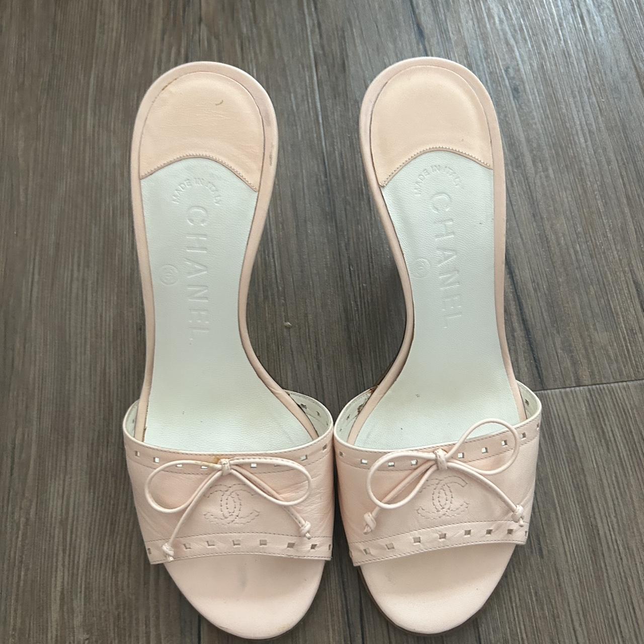Chanel Women's Pink Sandals | Depop