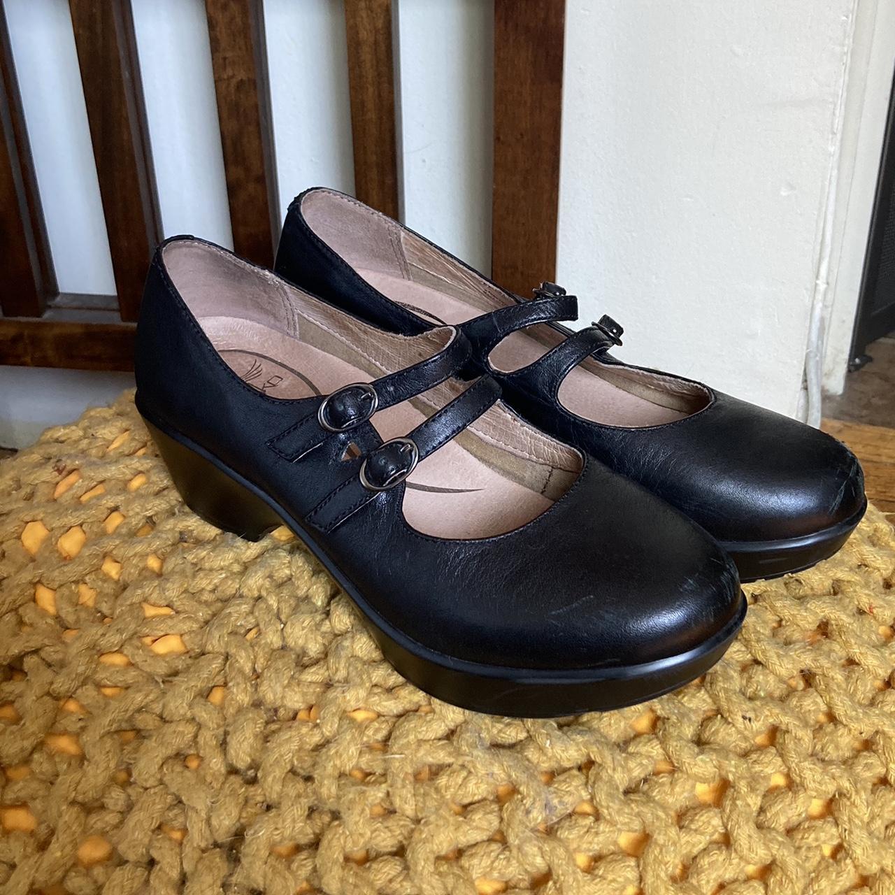 dansko women's ingrid oiled leather clog