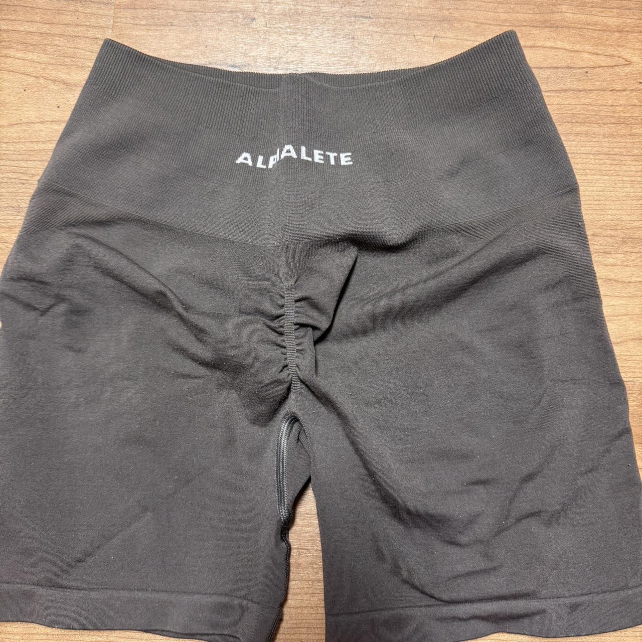 Alphalete amplify shorts, color is mocha. Size - Depop