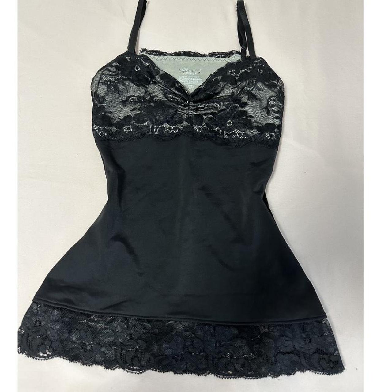 super sexc and flattering black lace tank -size M... - Depop
