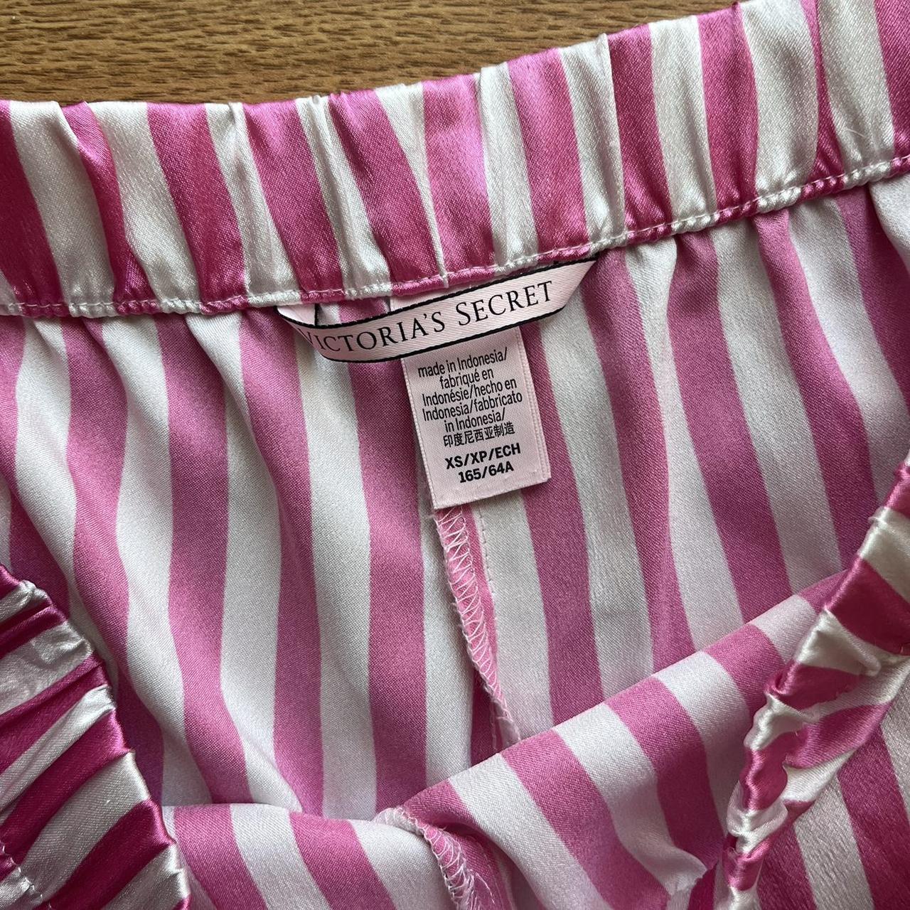 🎀 pink & white striped VS sleep shorts Depop