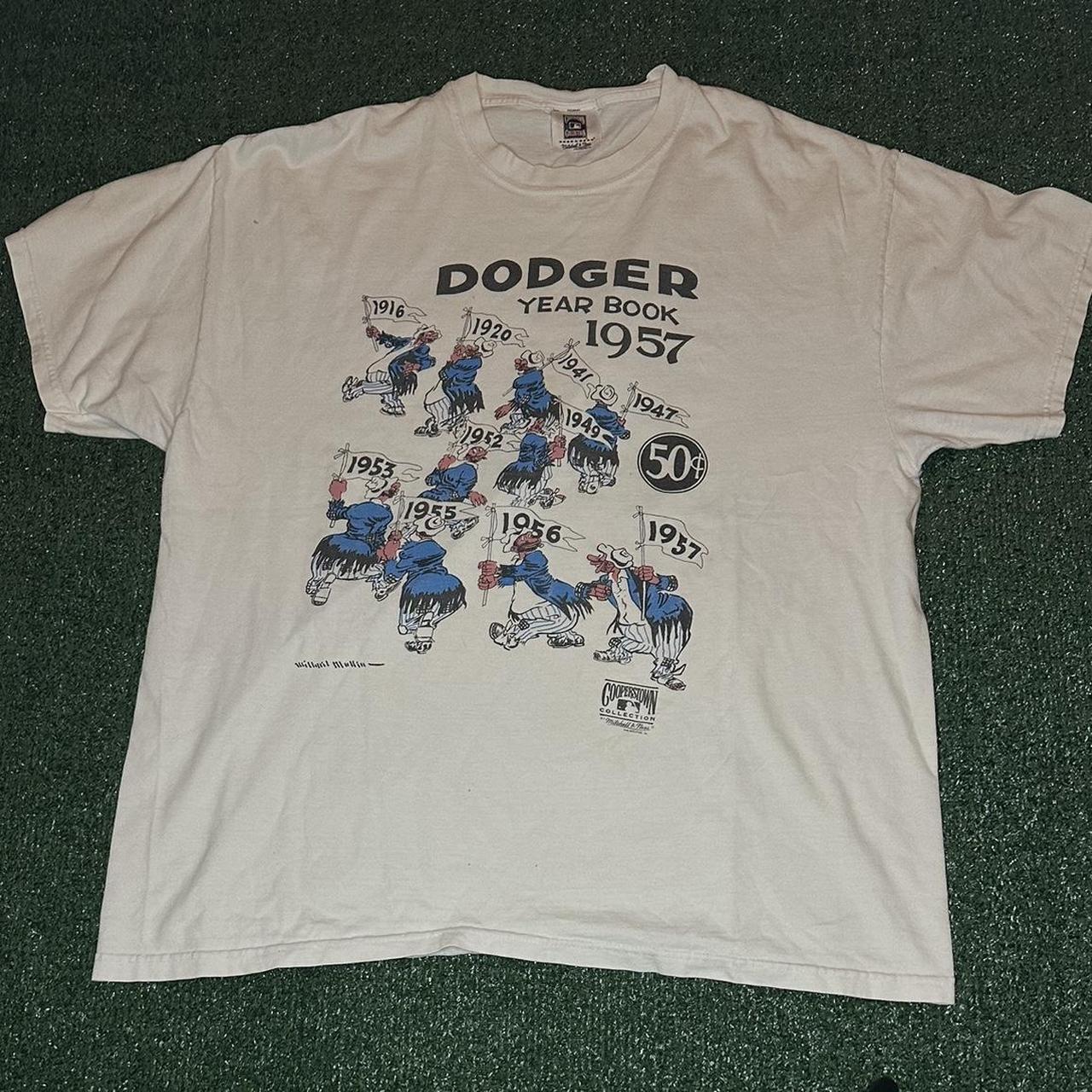 Small tan vintage dodgers tee shirt - Depop