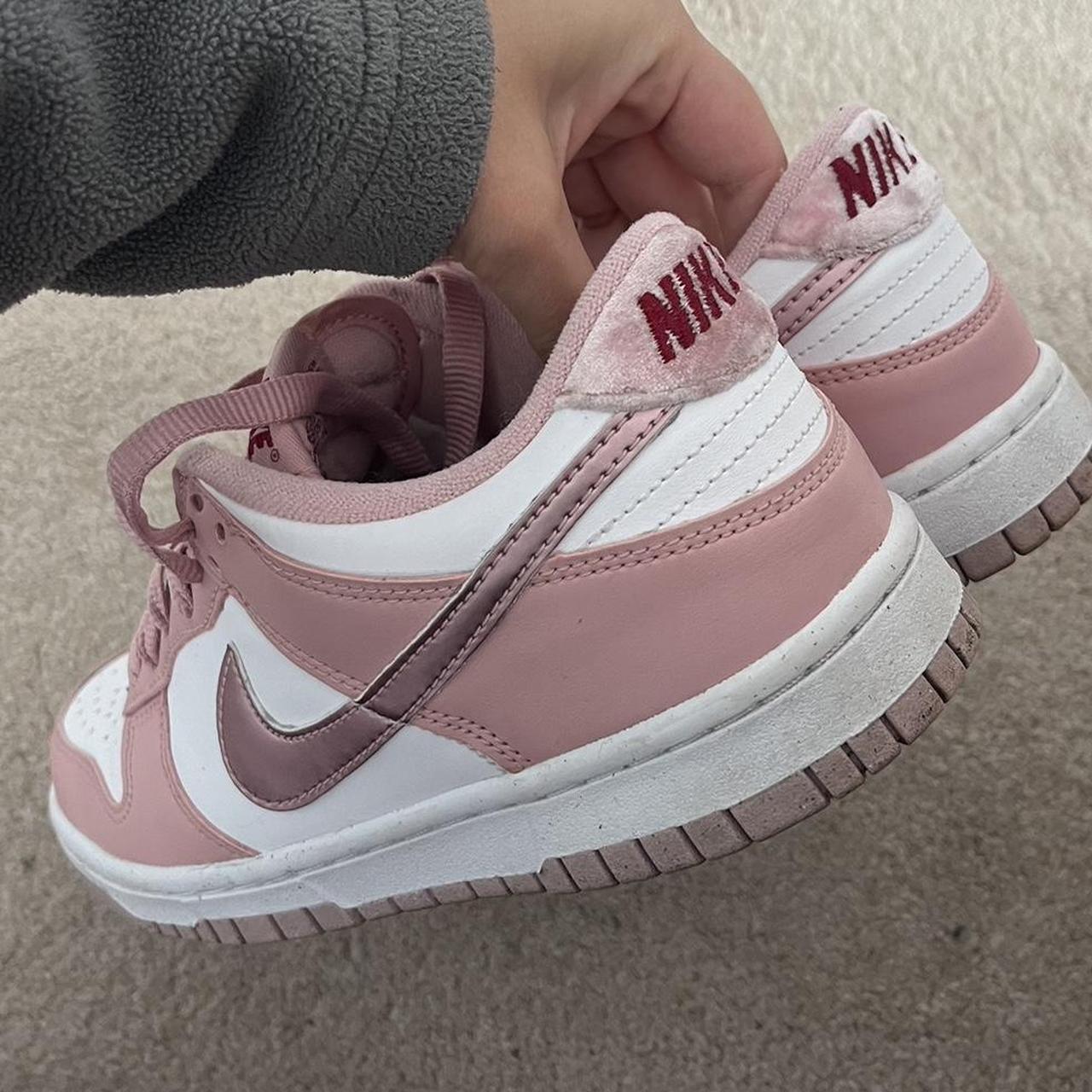 NIKE DUNK LOW PINK GLAZE AND WHITE, Worn a
