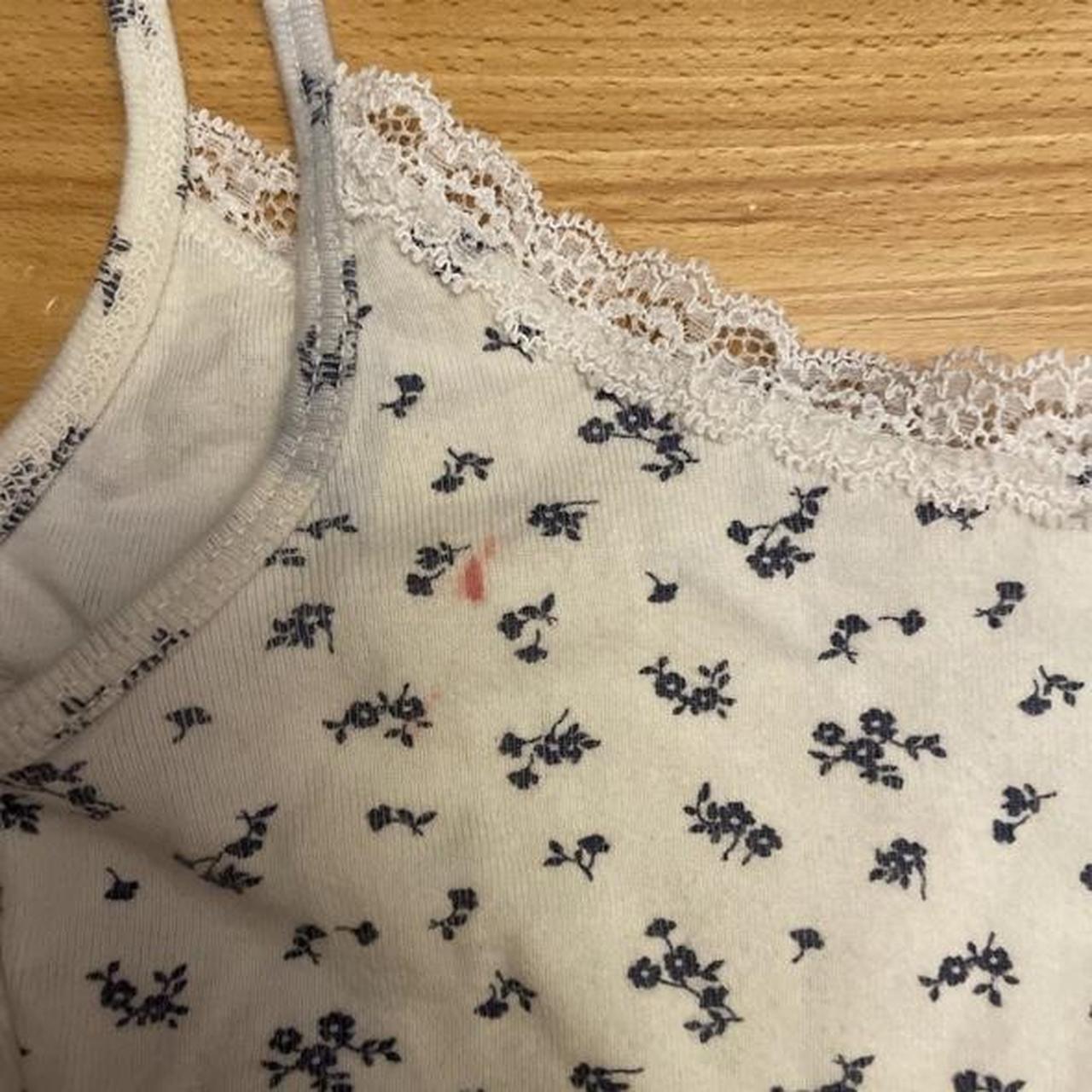 Brandy Melville Skylar floral lace tank💕in great