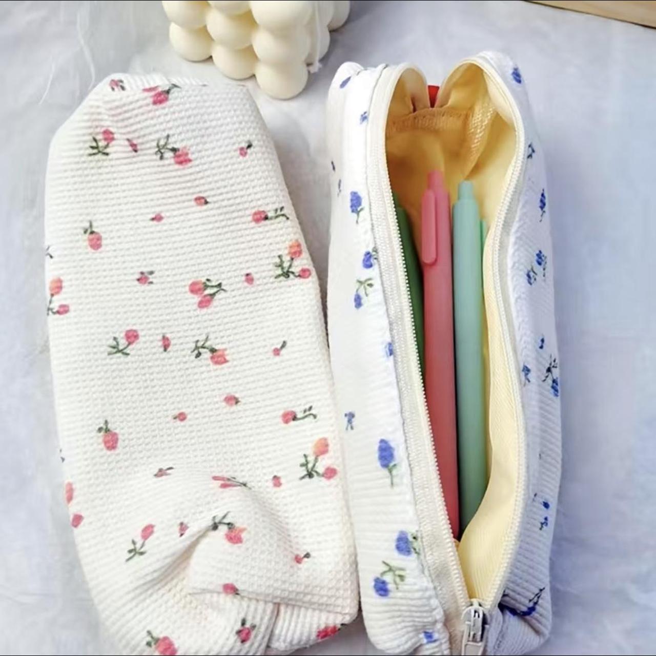 Floral pencil makeup bag Handmade!!! After you order... Depop