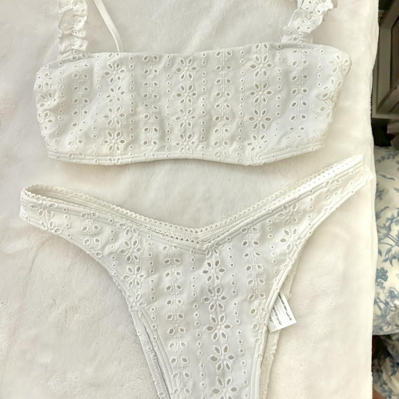 Hollister bikini set worn 1 time. #hollister - Depop