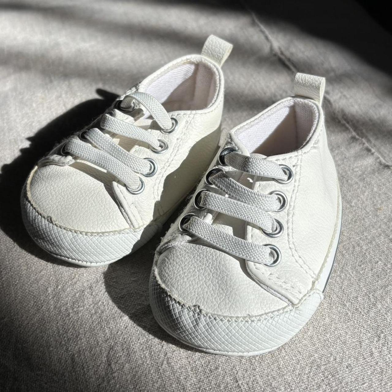 COTTON ON BABY white sneakers Size 00 3 6 months