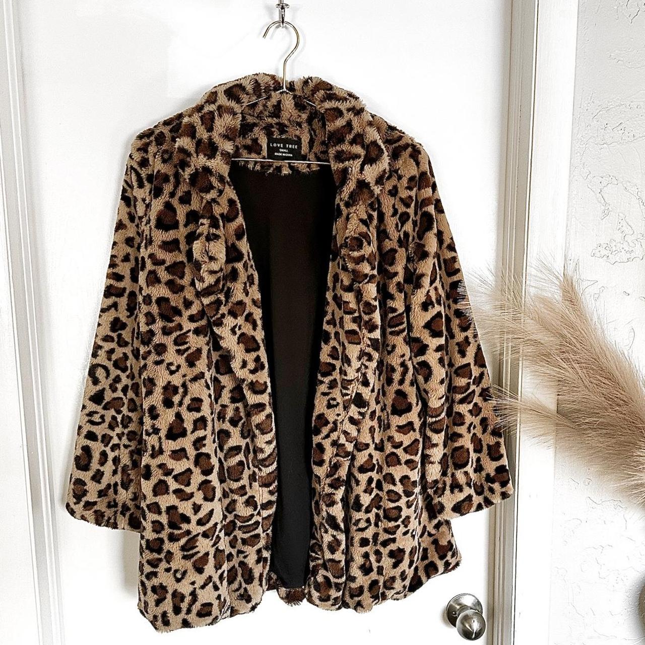 Love tree clearance leopard coat