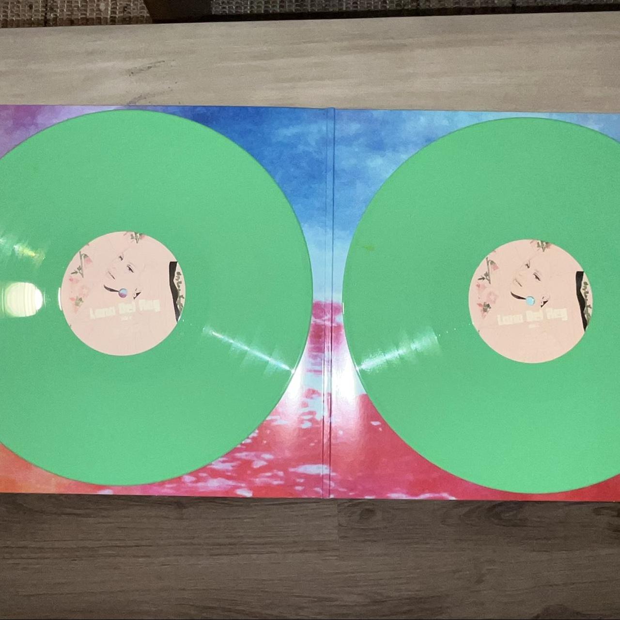 Lana del rey vinyl + poster - Depop