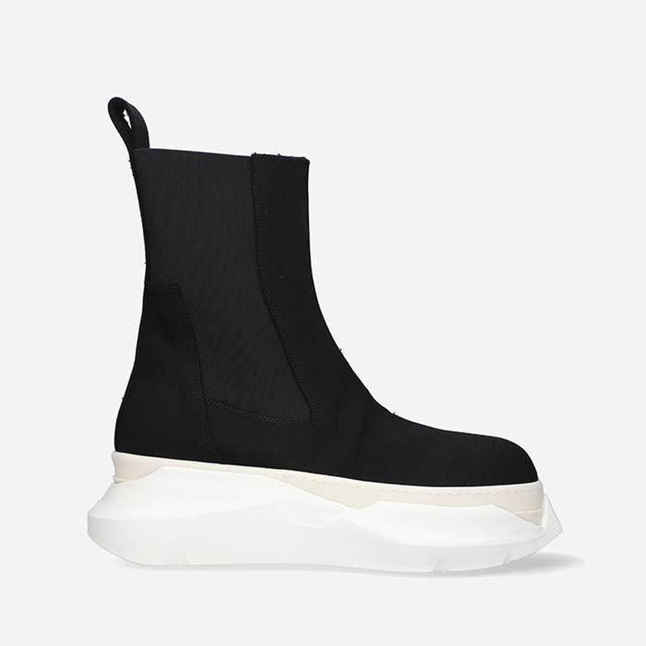 Rick Owens Men's White and Black Trainers | Depop