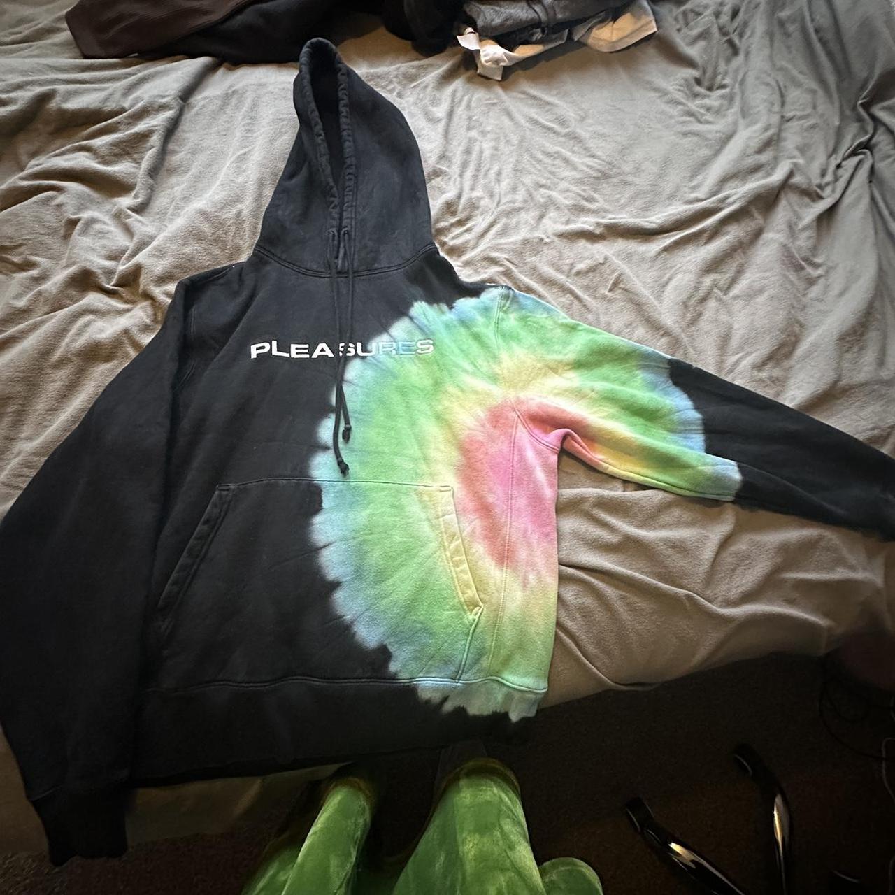 Pleasures tie outlet dye hoodie