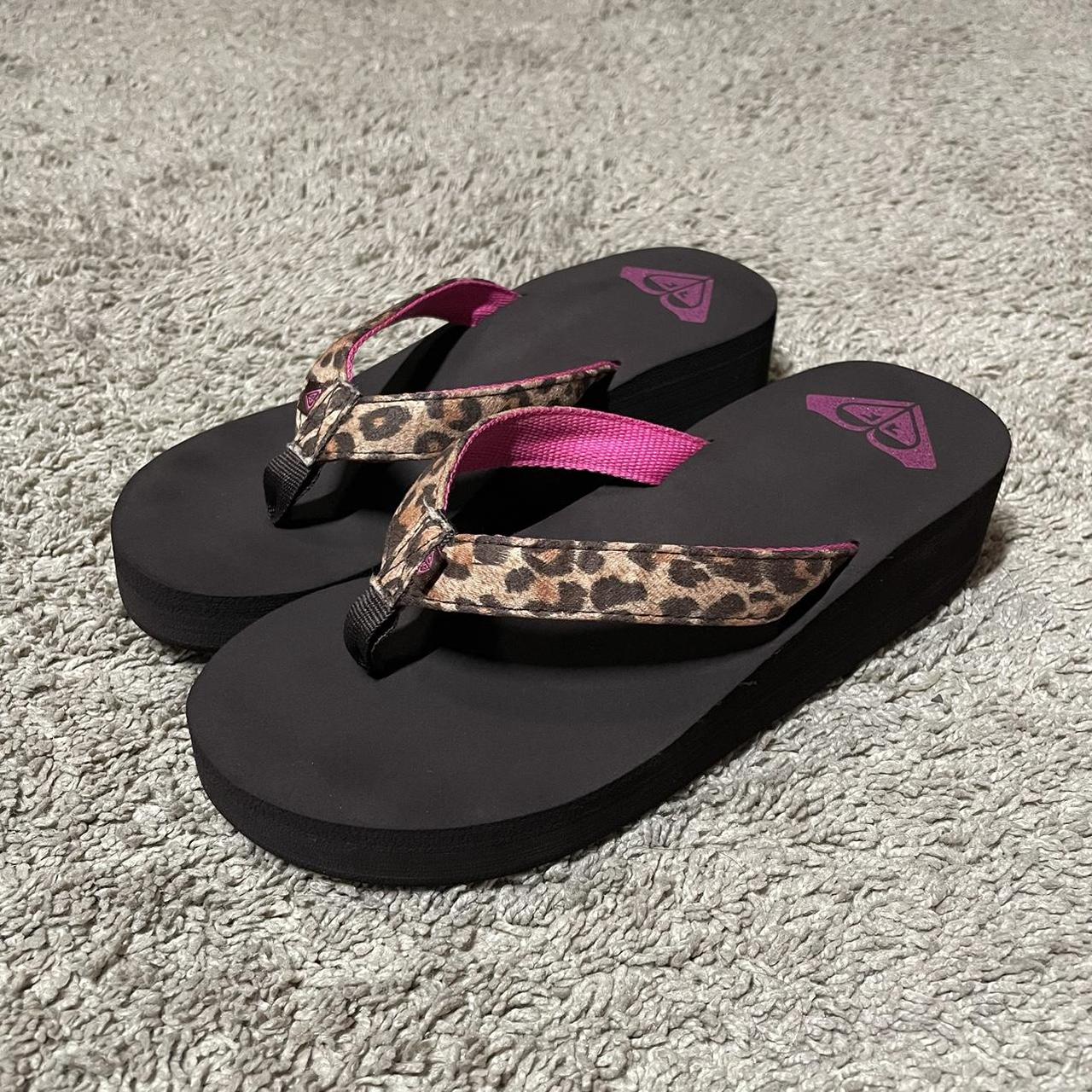 Roxy platform flip discount flops