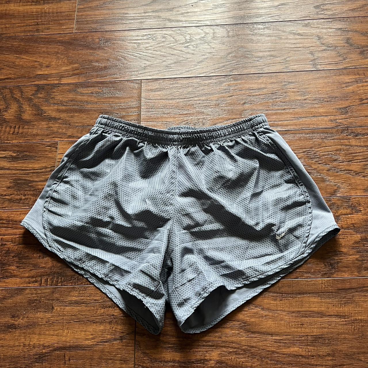 dark gray nike shorts