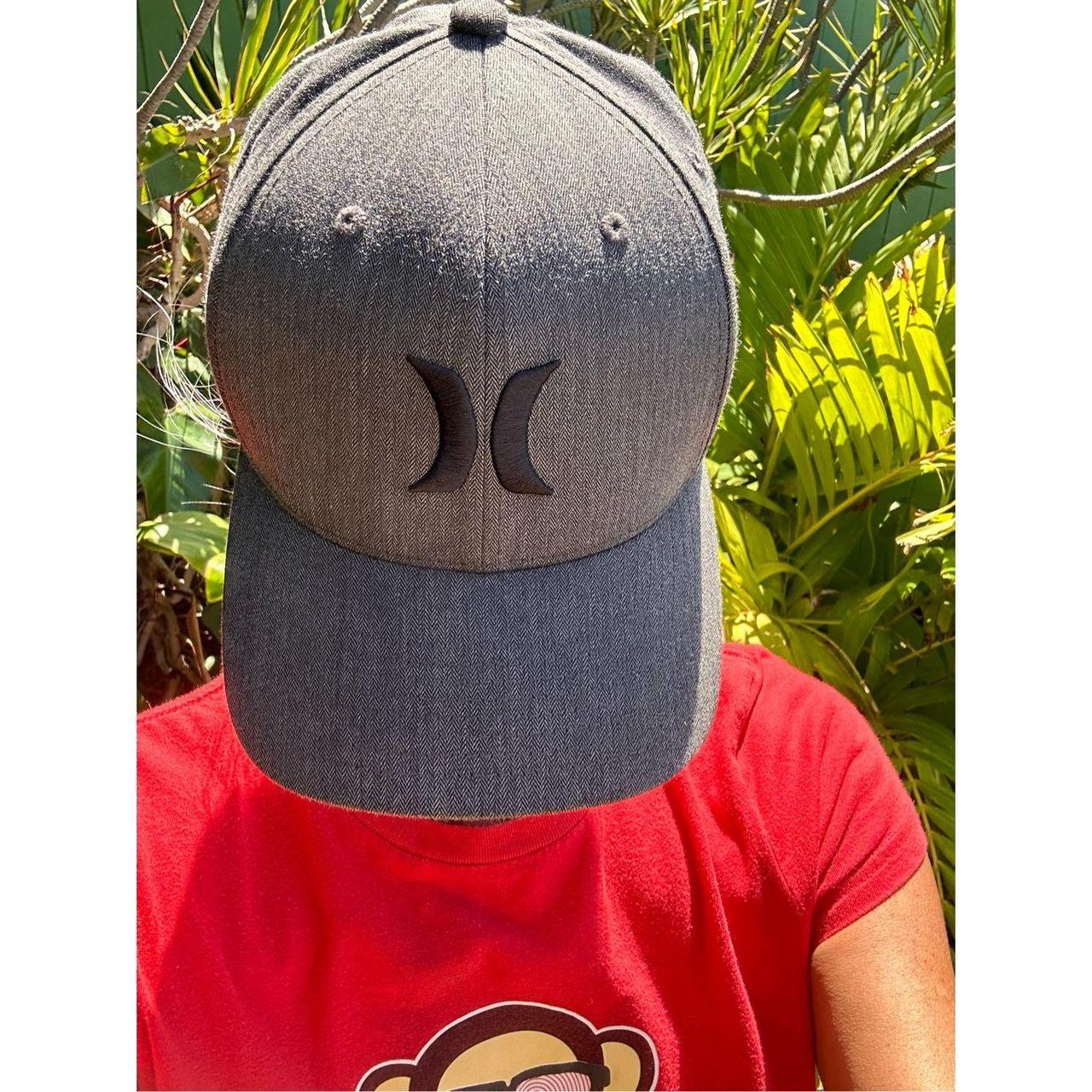 Black hurley best sale flexfit hat