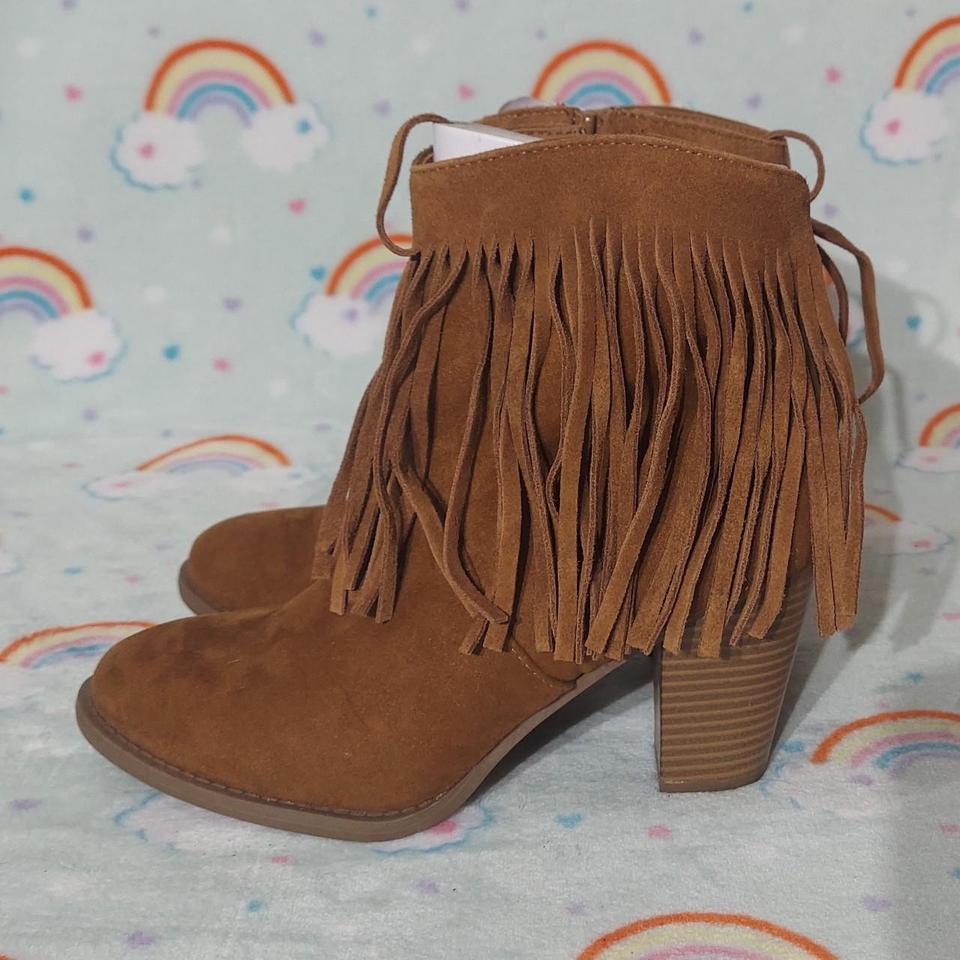 Mossimo fringe outlet boots